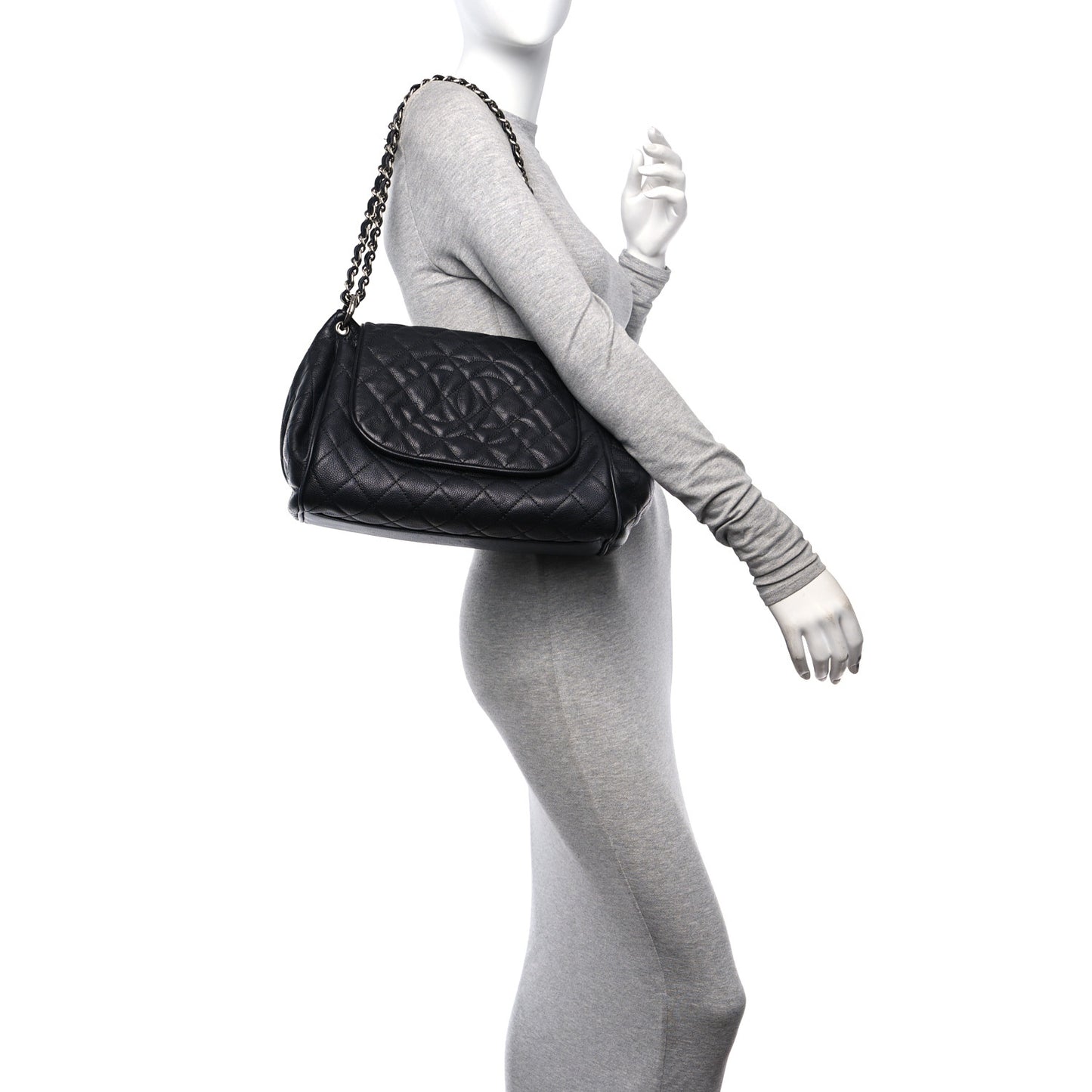 Caviar Quilted Timeless Accordion Flap Black