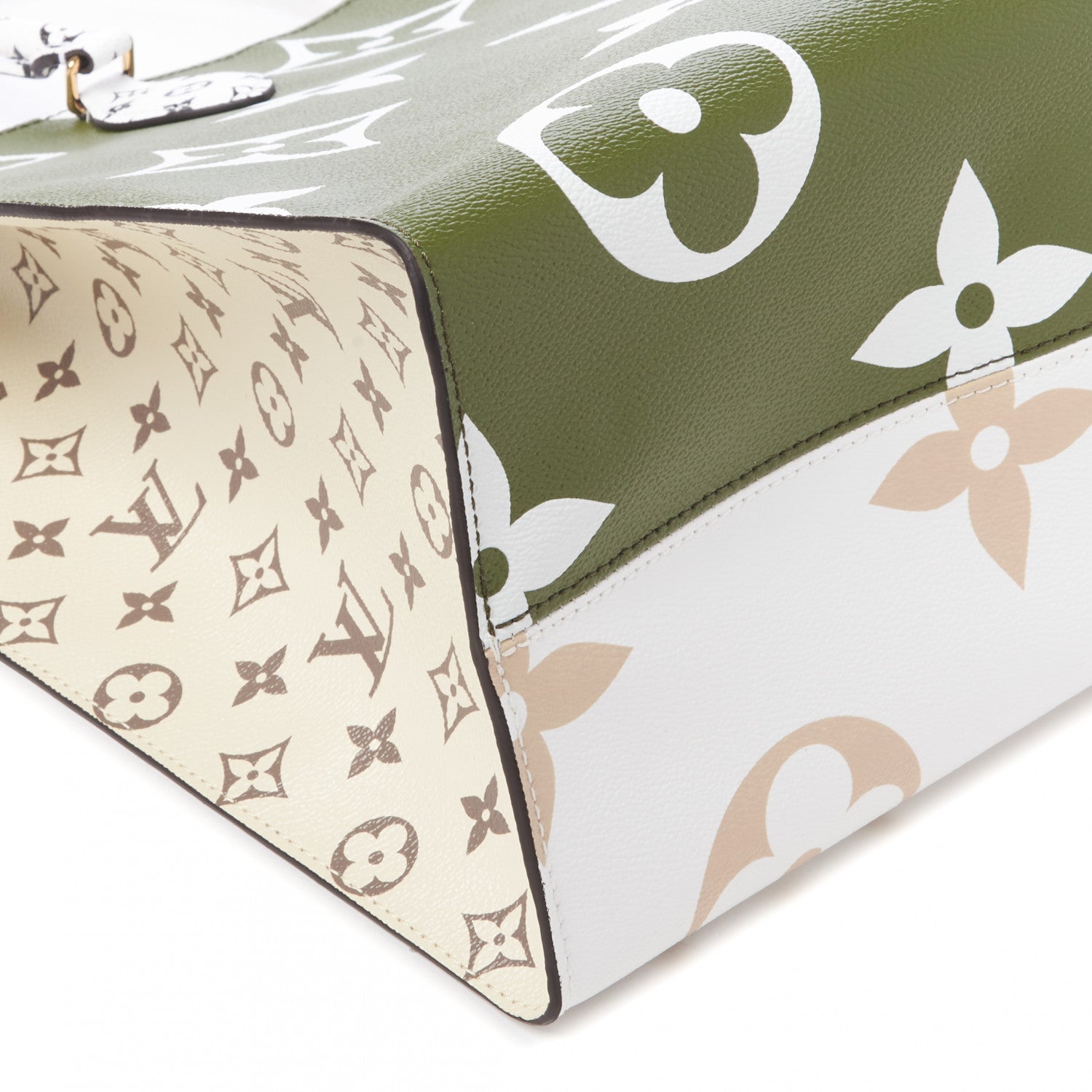 Louis Vuitton Monogram Giant Onthego GM Kaki Beige 5 of 8