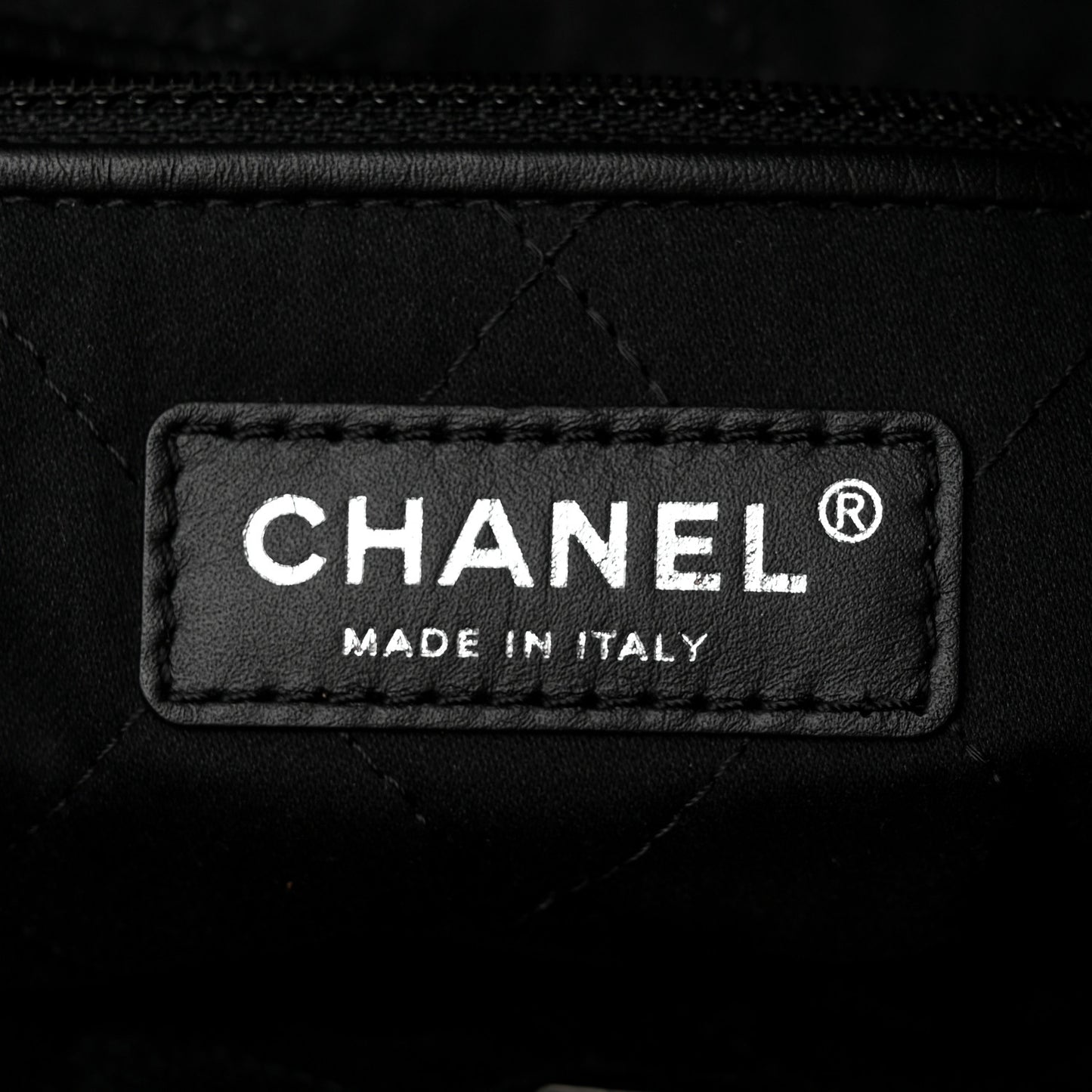 Shiny Calfskin Quilted Small Chanel 22 Black