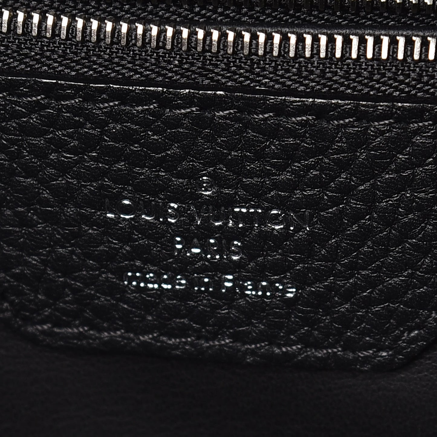 Taurillon Braided Capucines MM Black