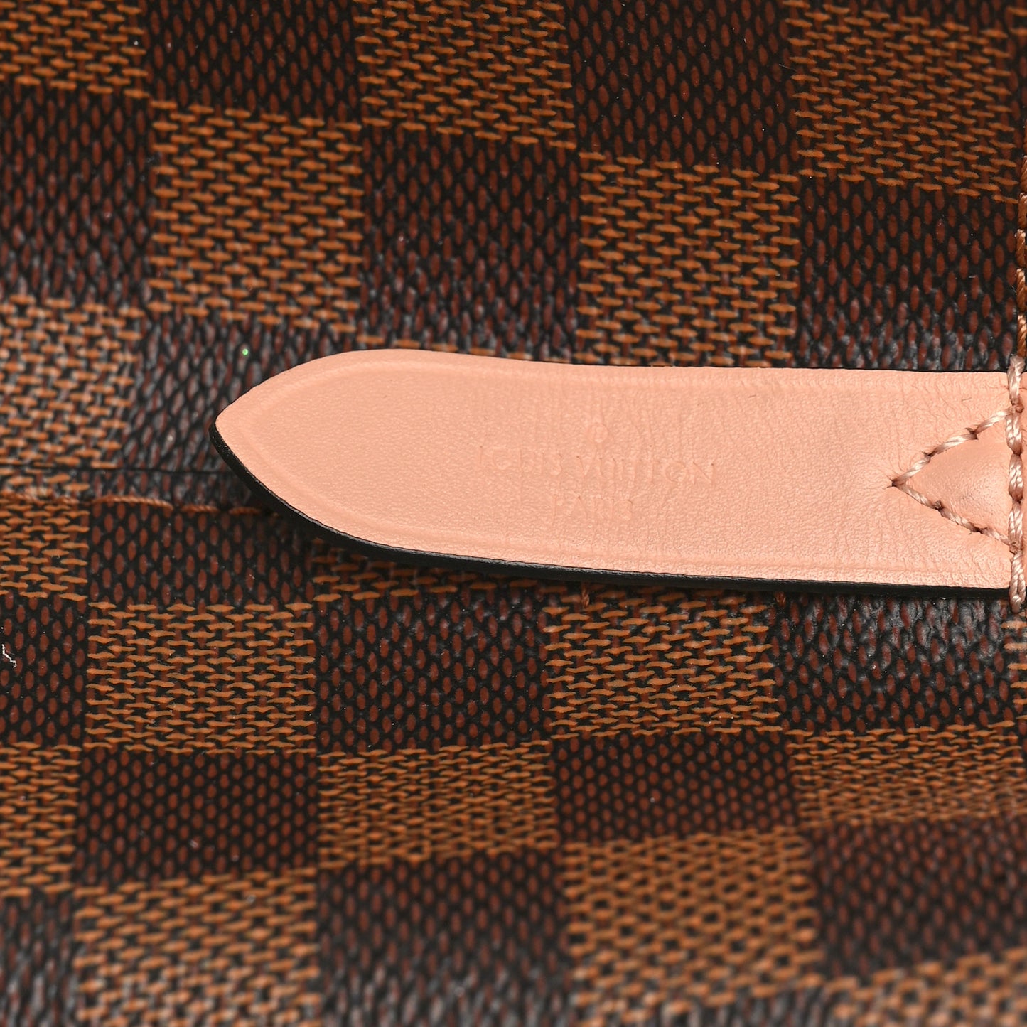 Damier Ebene Neonoe MM Venus Pink