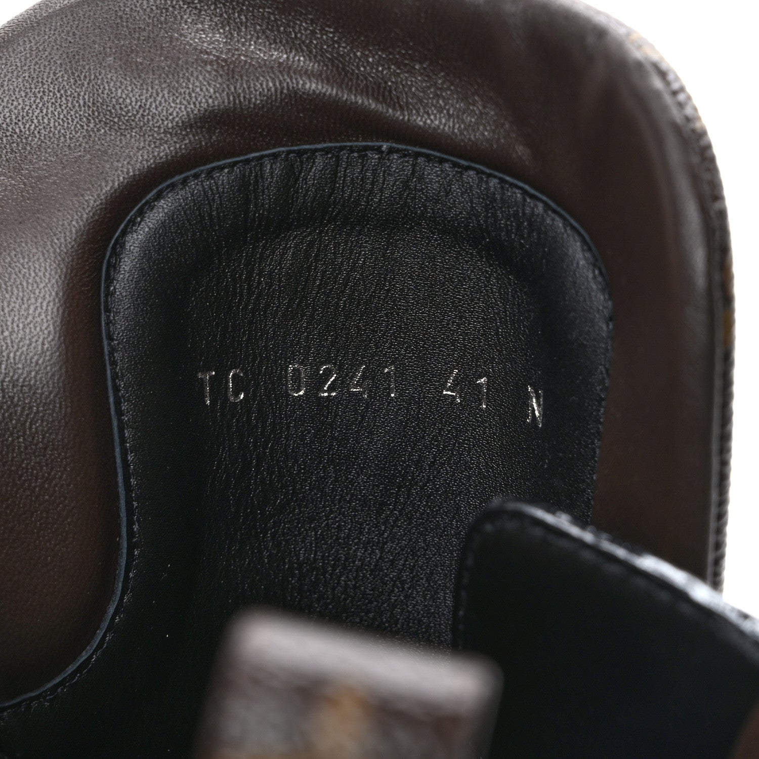 Louis Vuitton Calfskin Monogram Territory Flat Ranger Boots 41 Black 8 of 8