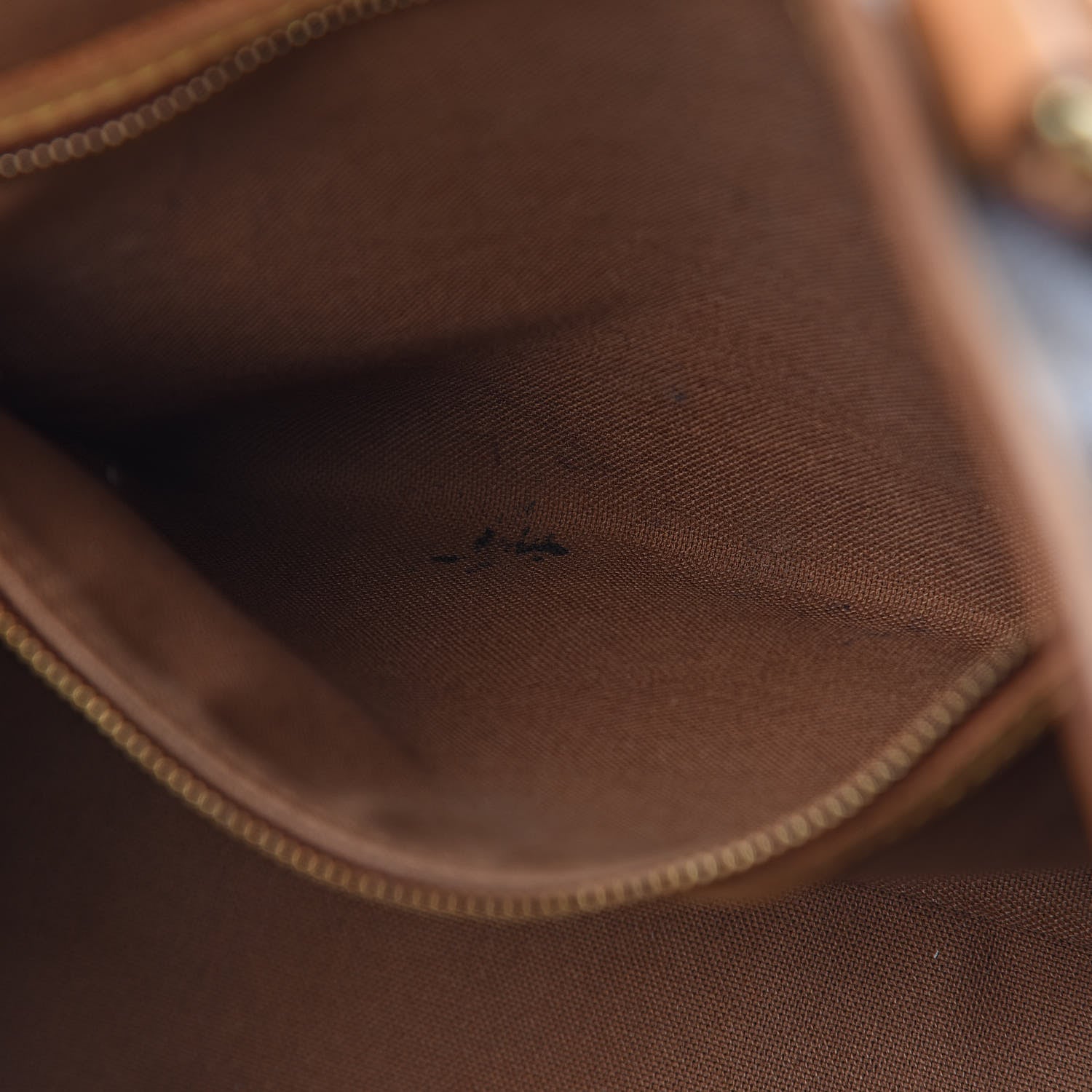 Louis Vuitton Monogram Batignolles Horizontal 10 of 12