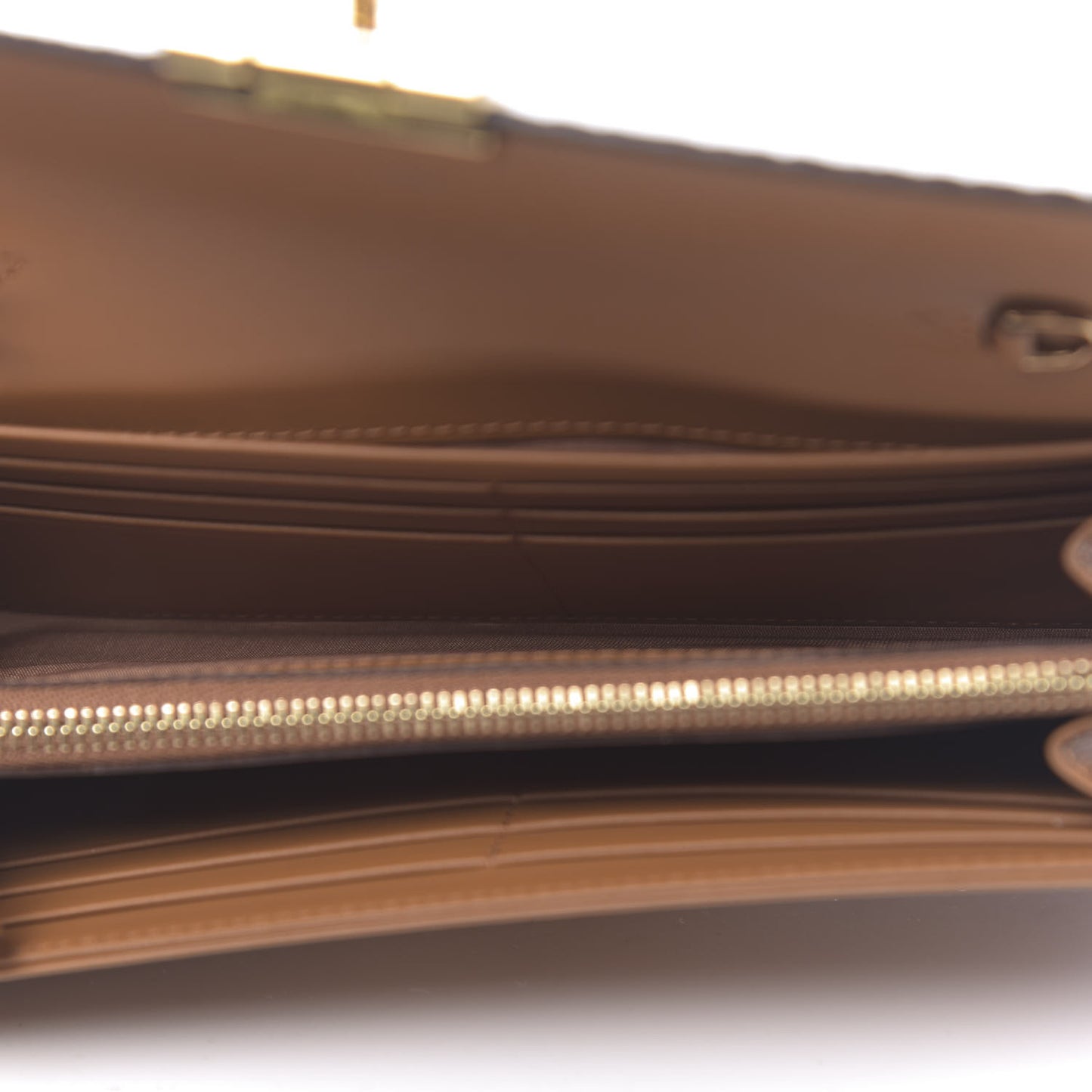 Visetos Large Patricia Wallet On Chain Cognac