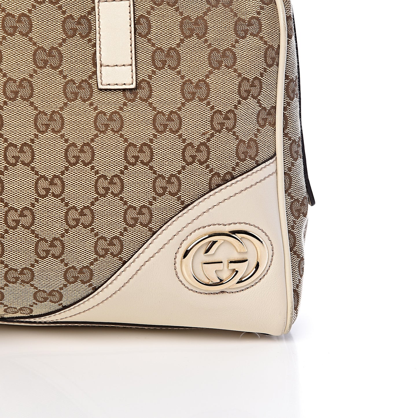 Monogram Medium New Britt Boston Off White