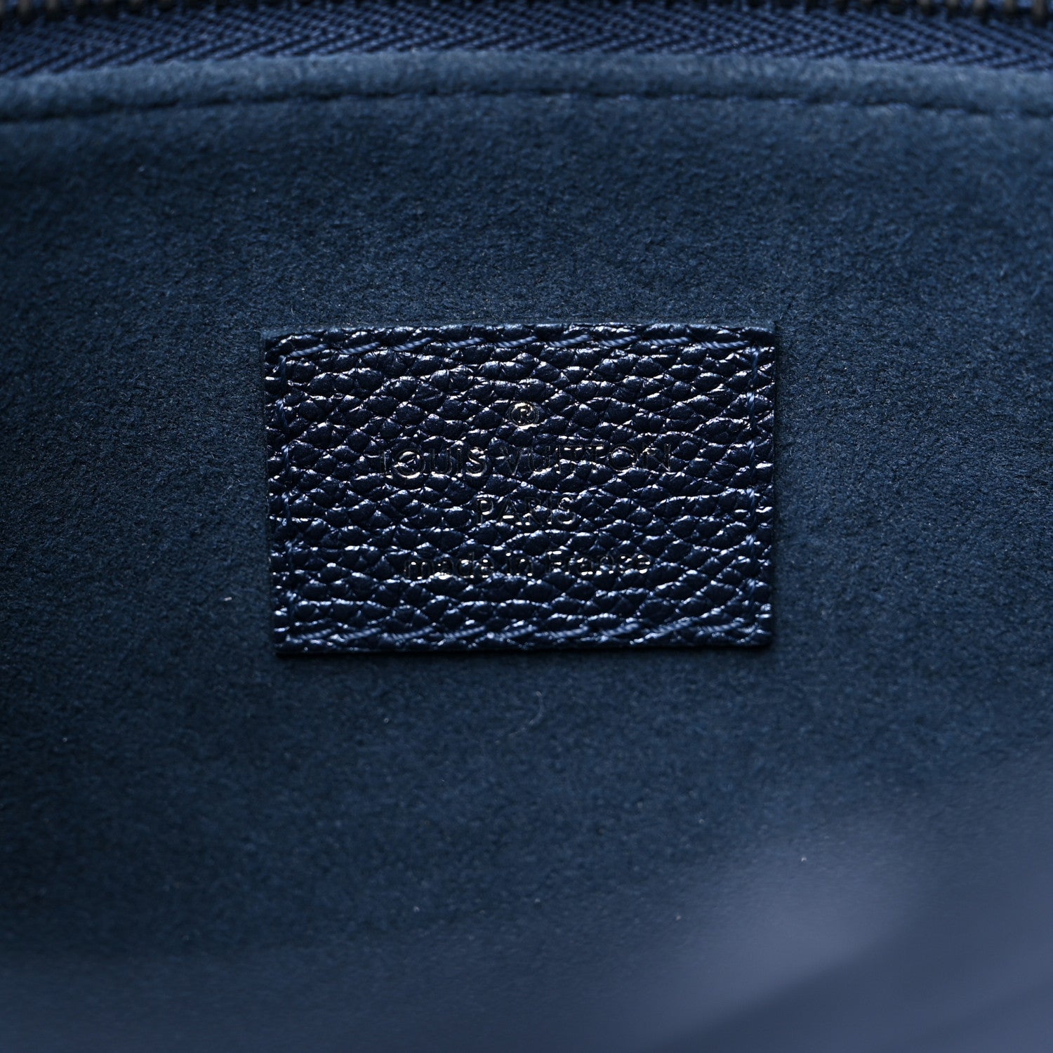 Louis Vuitton Metallic Empreinte Monogram Giant Onthego PM Navy Nacre 6 of 8