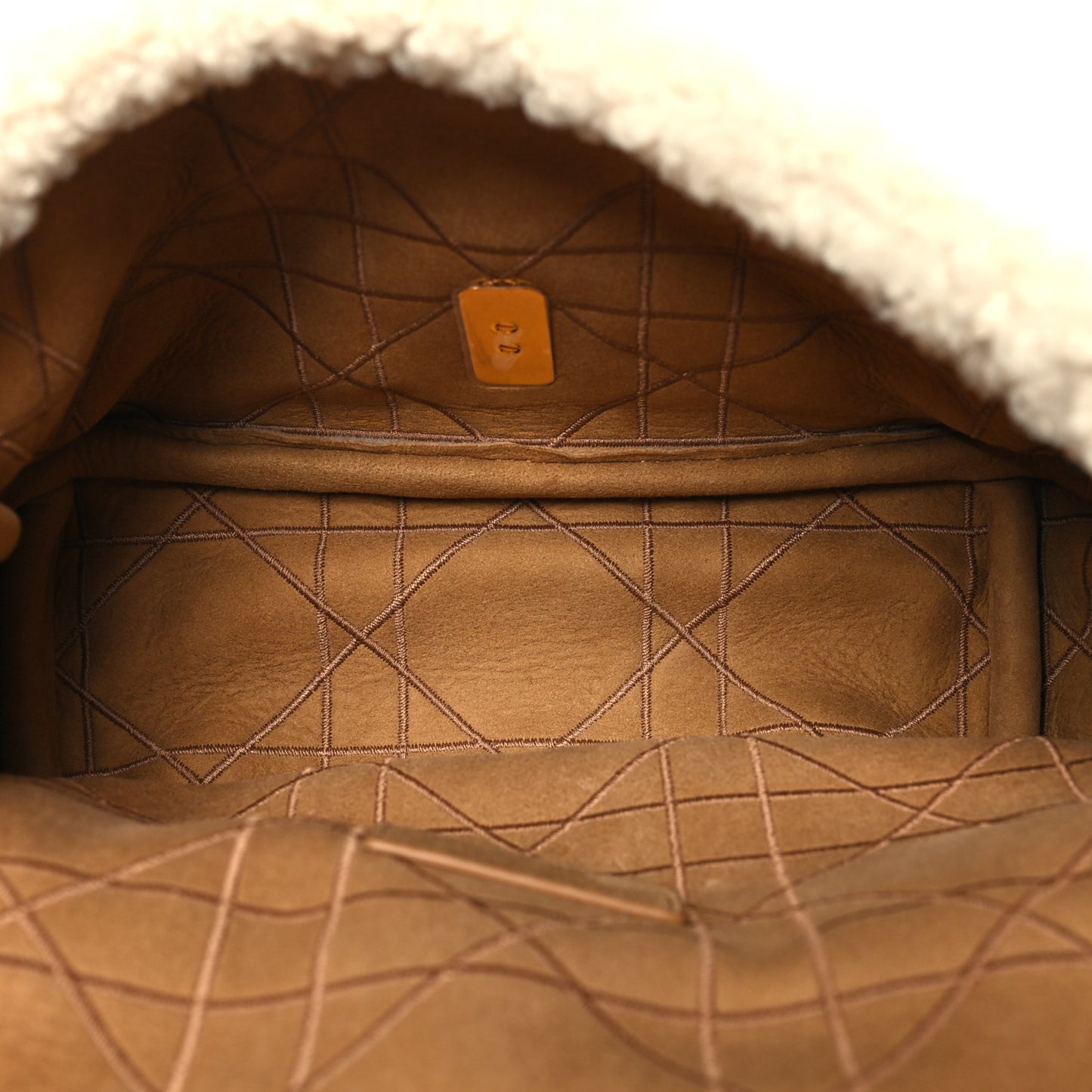 Shearling Cannage Medium Caro Bag Natural