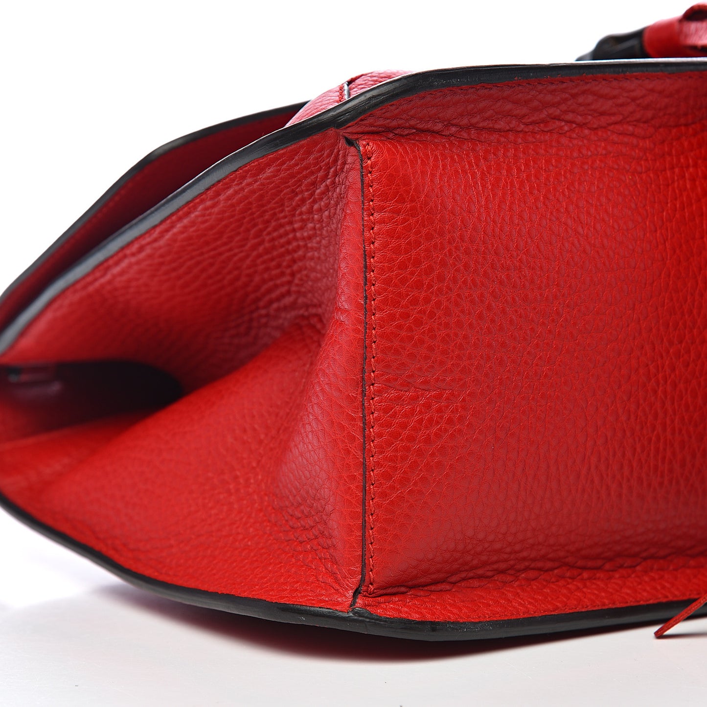 Pebbled Calfskin Bamboo Daily Flap Shoulder Bag Red