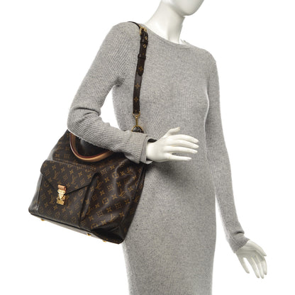 Louis Vuitton Monogram Metis 2 of 7