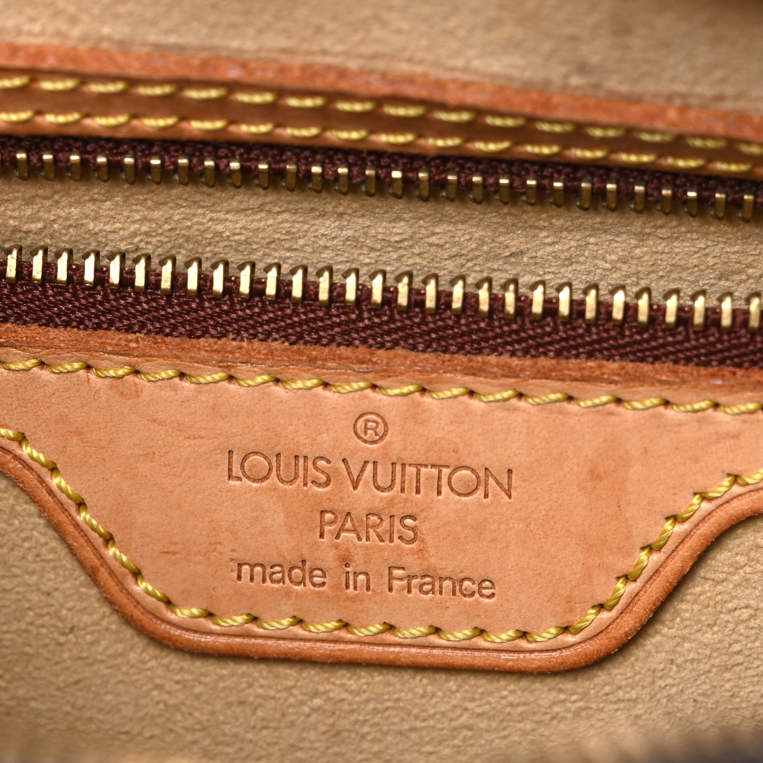 Louis Vuitton Monogram Looping MM 5 of 9