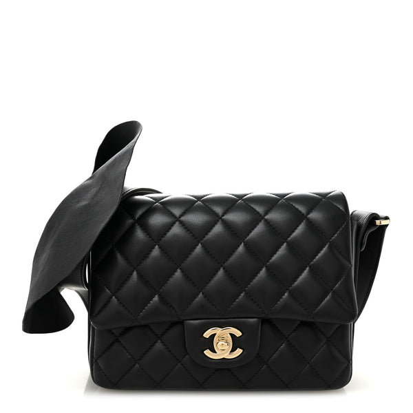 CHANEL ブラックレザー バッグ　ノベルティ Chanel Calfskin Quilted Bolero De Chanel Flap Bag Black 1867855
