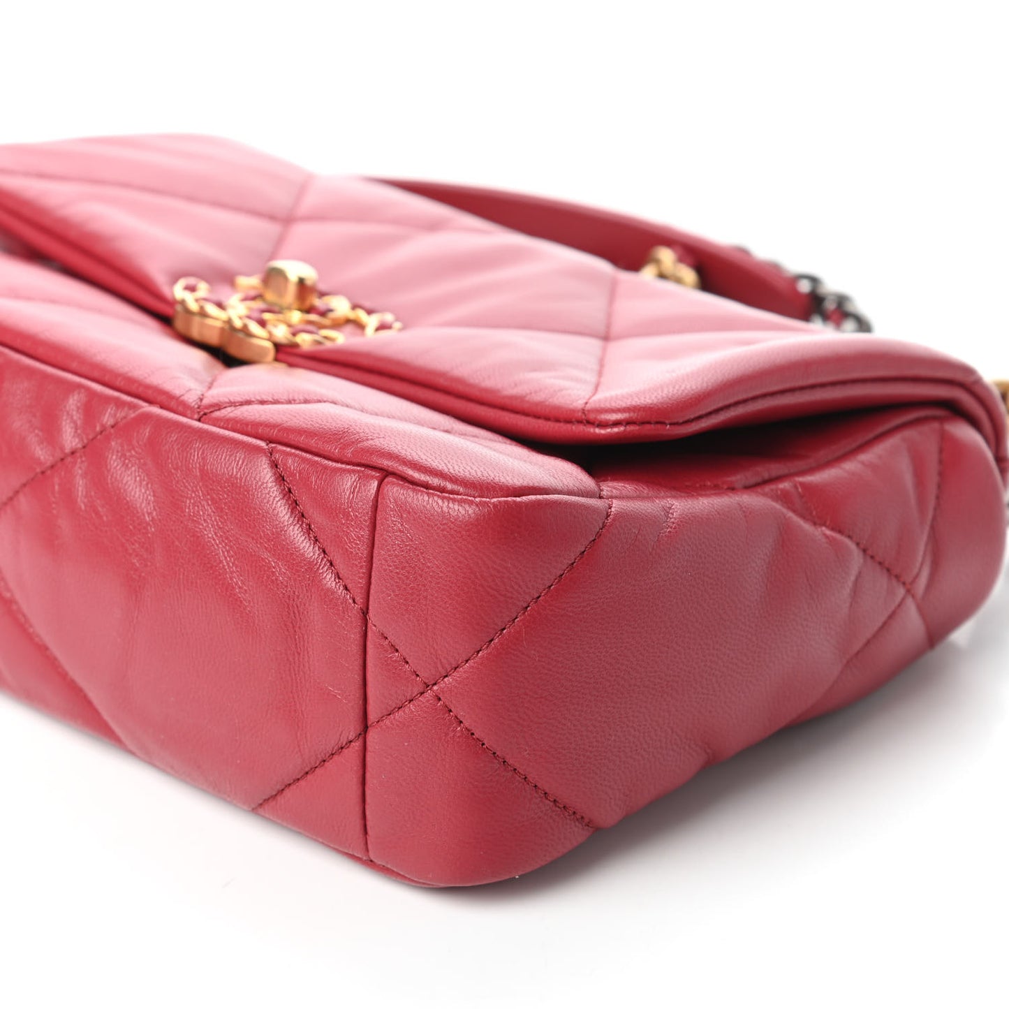 Lambskin Quilted Medium Chanel 19 Flap Red