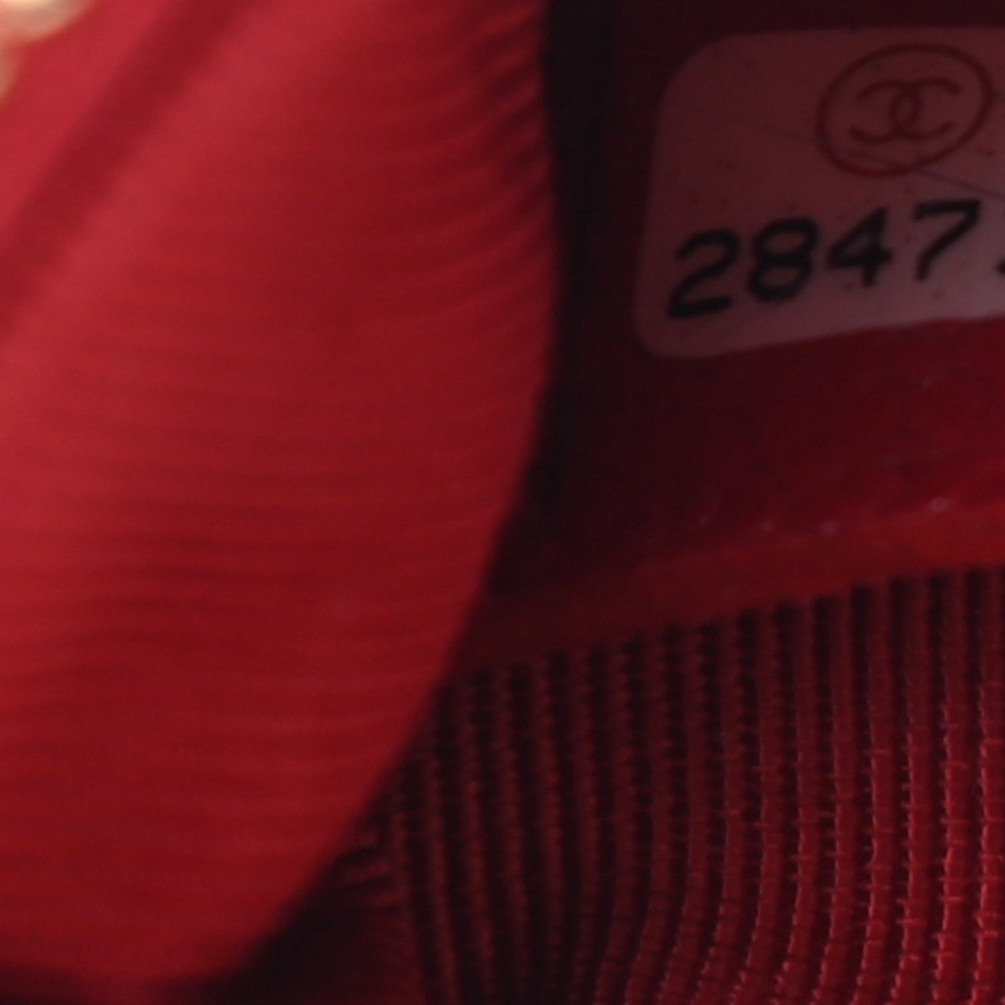 Caviar Quilted Small Cosmetic Case Red