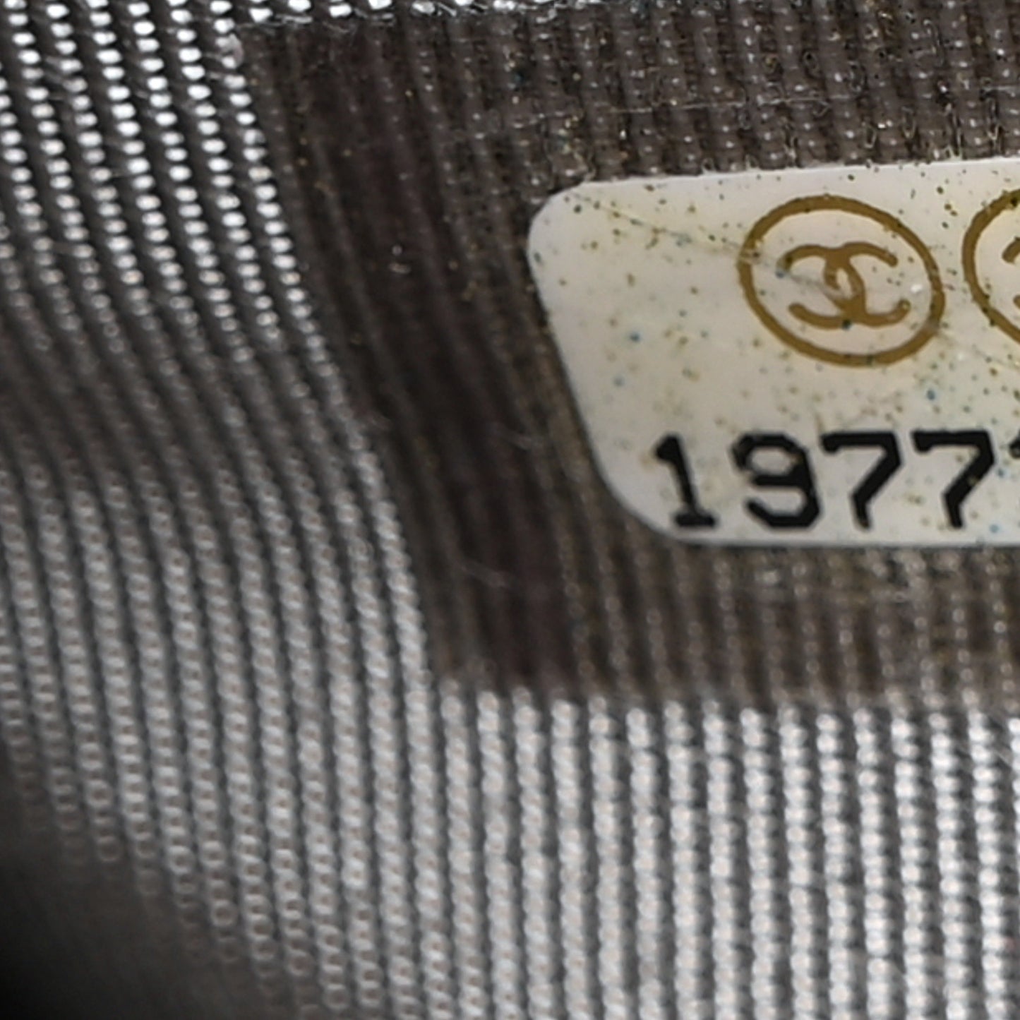 Caviar Quilted Large Gusset Zip Around Wallet Grey