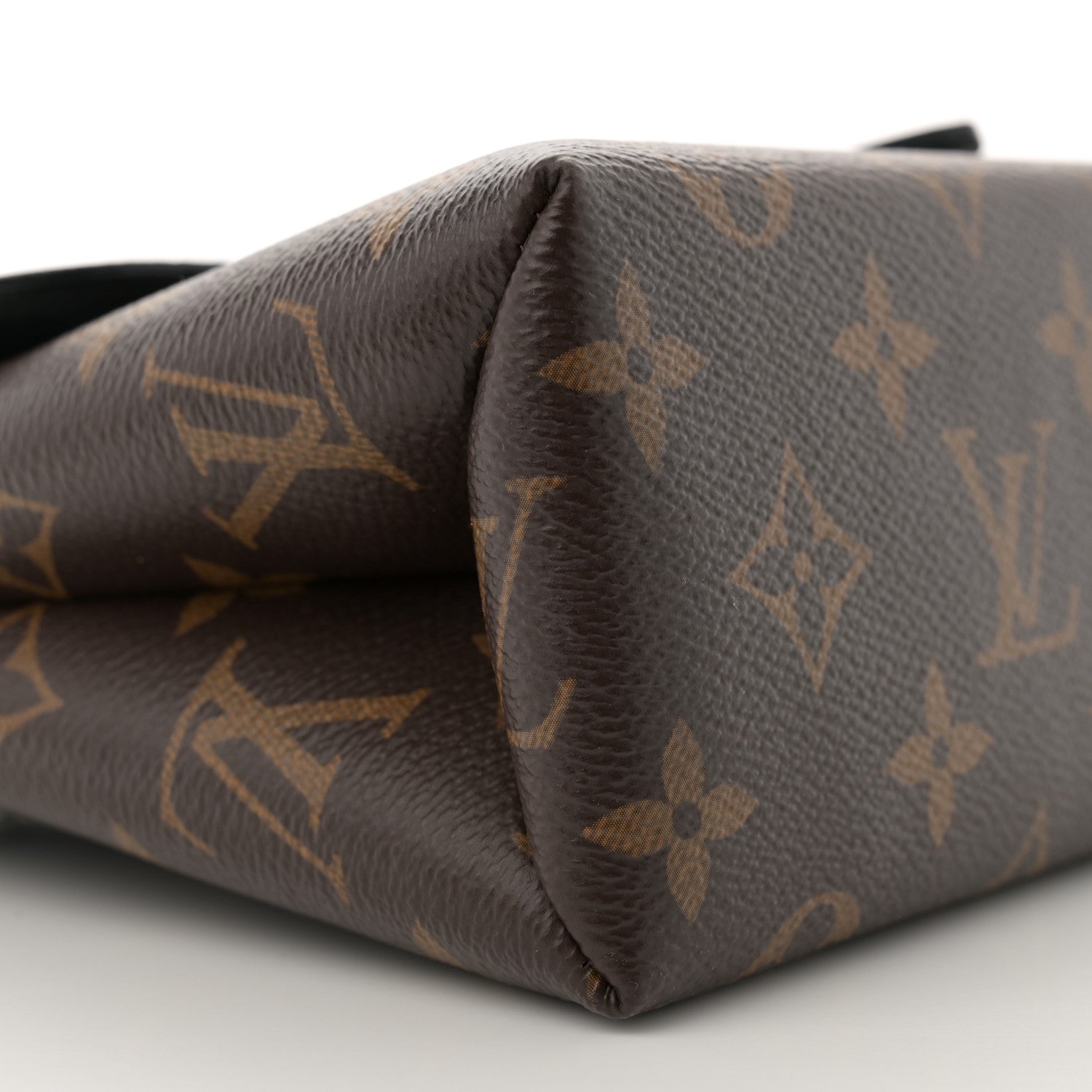 Louis Vuitton Monogram Locky BB Black 8 of 10