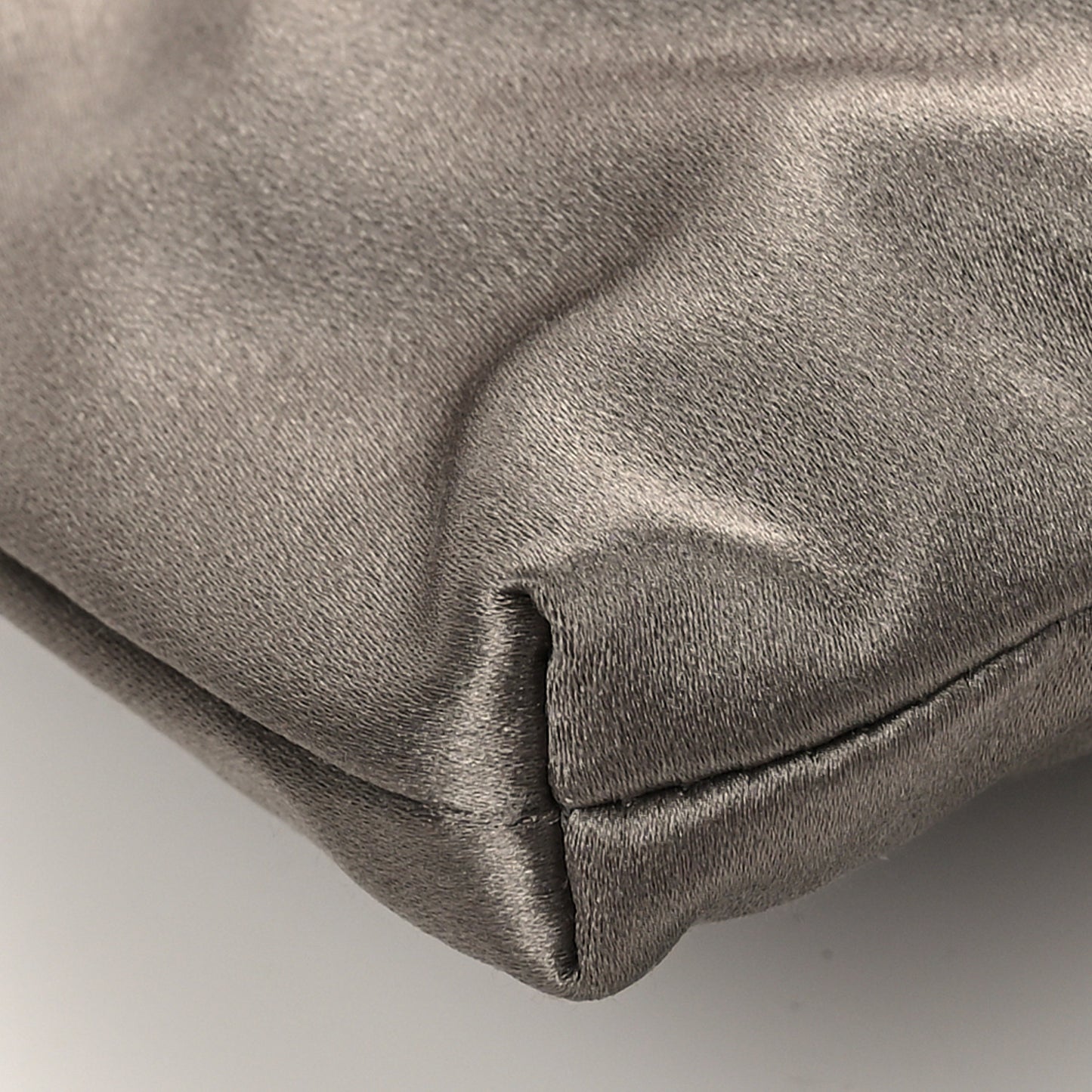 Satin Raso Shoulder Bag Fumo