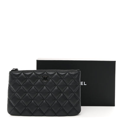 Chanel Pearly Lambskin Quilted Cosmetic Case So Black 8 of 8