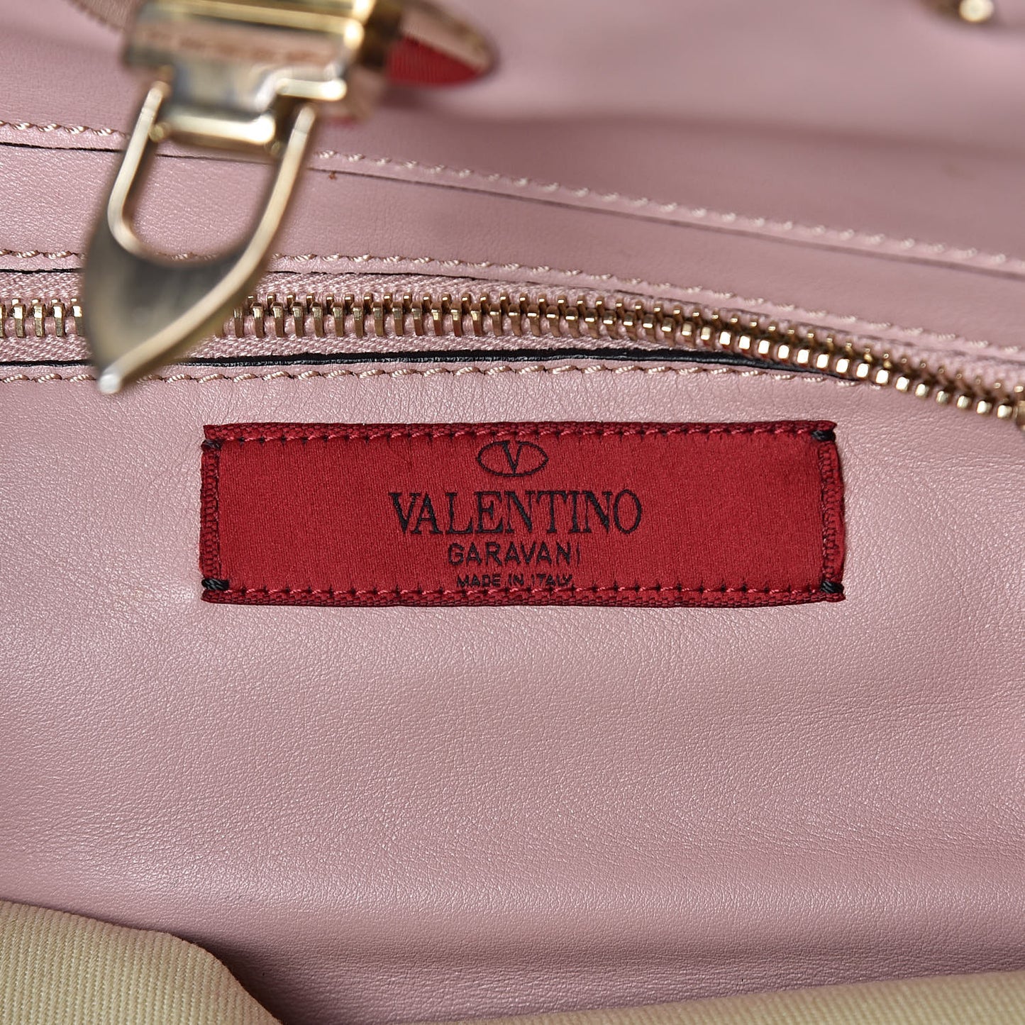 Vitello Small Rockstud Tote Pink