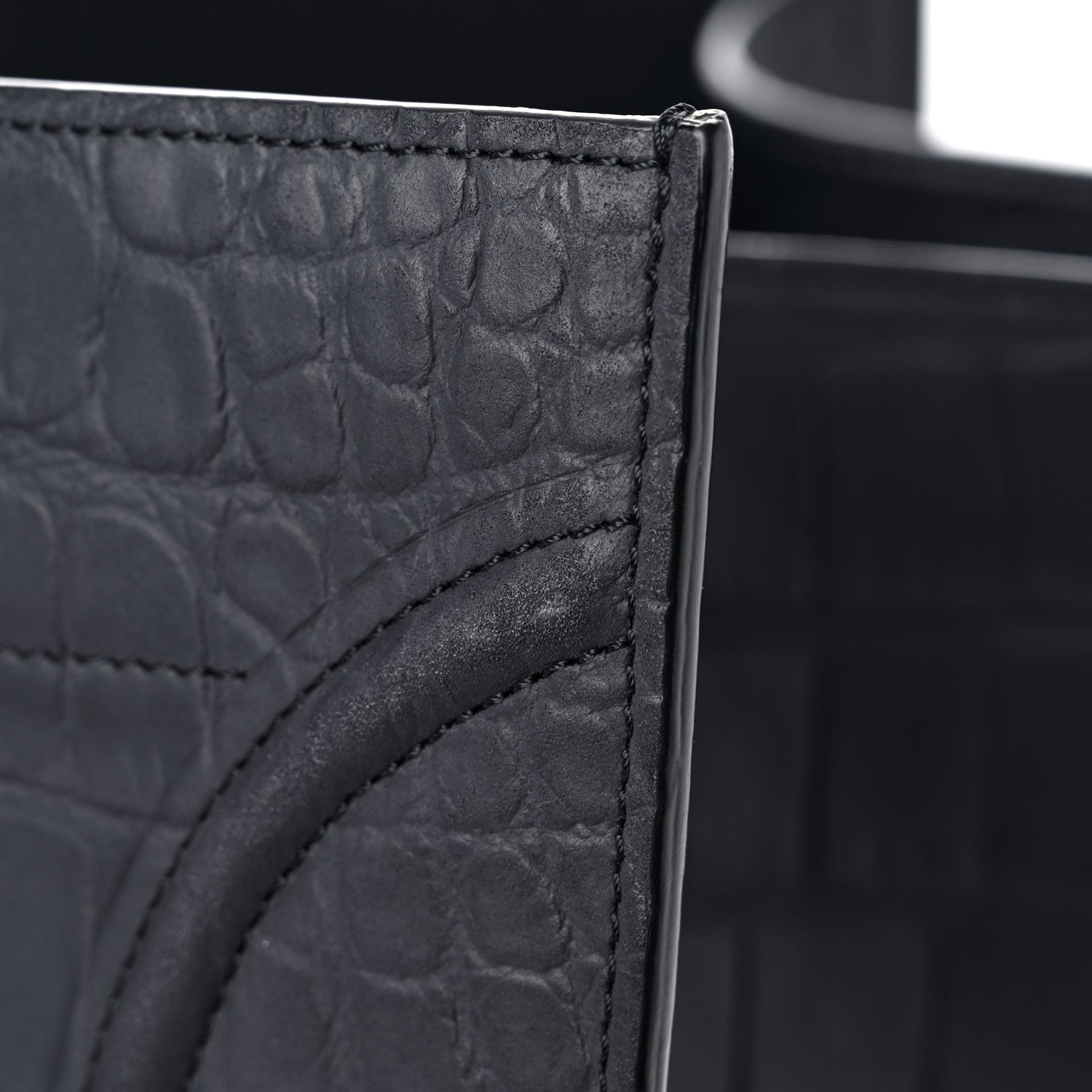 Celine Crocodile Embossed Calfskin Medium Phantom Luggage Navy Blue 25 of 25