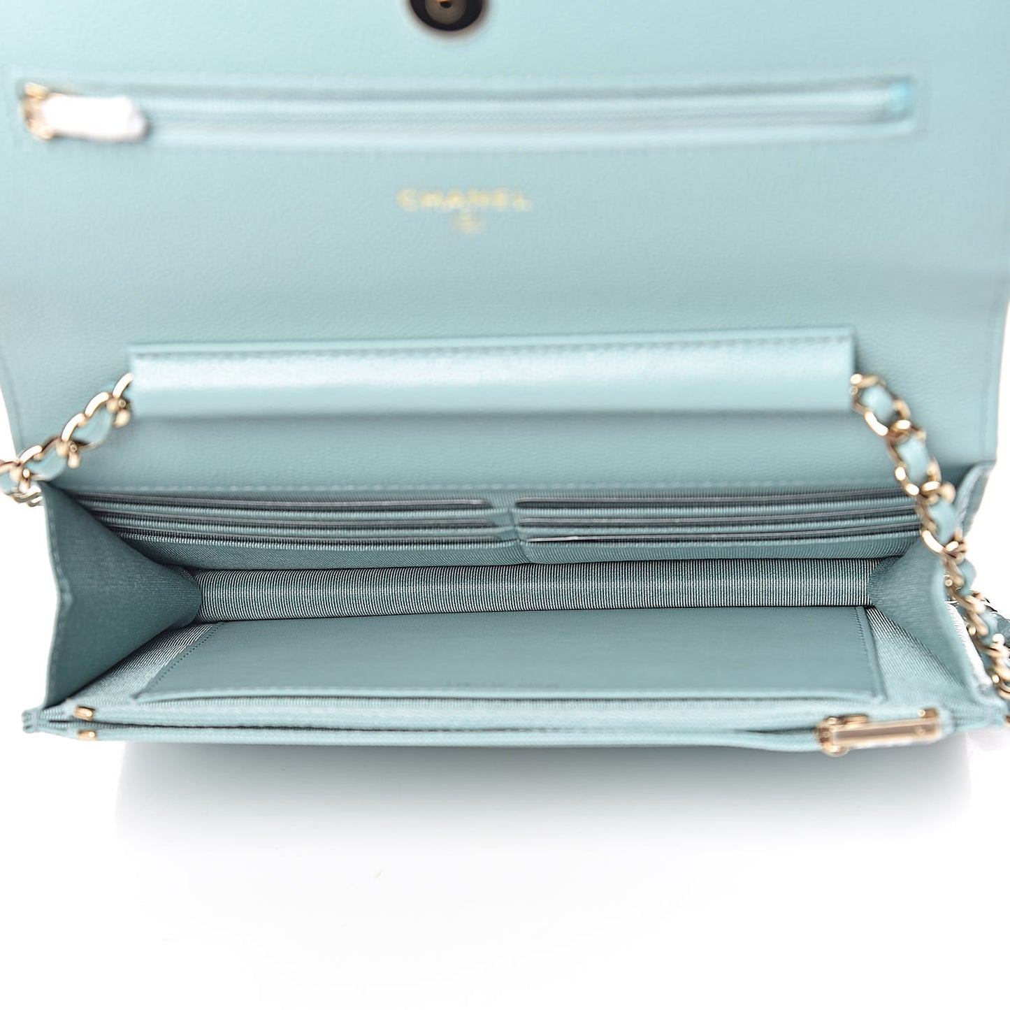 Caviar Quilted Wallet On Chain WOC Light Blue