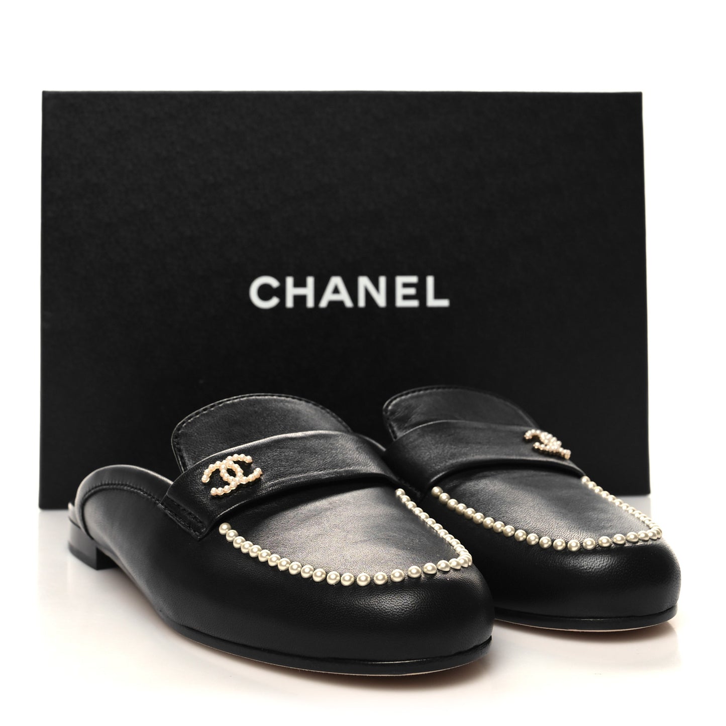Lambskin Pearl CC Mules 38 Black