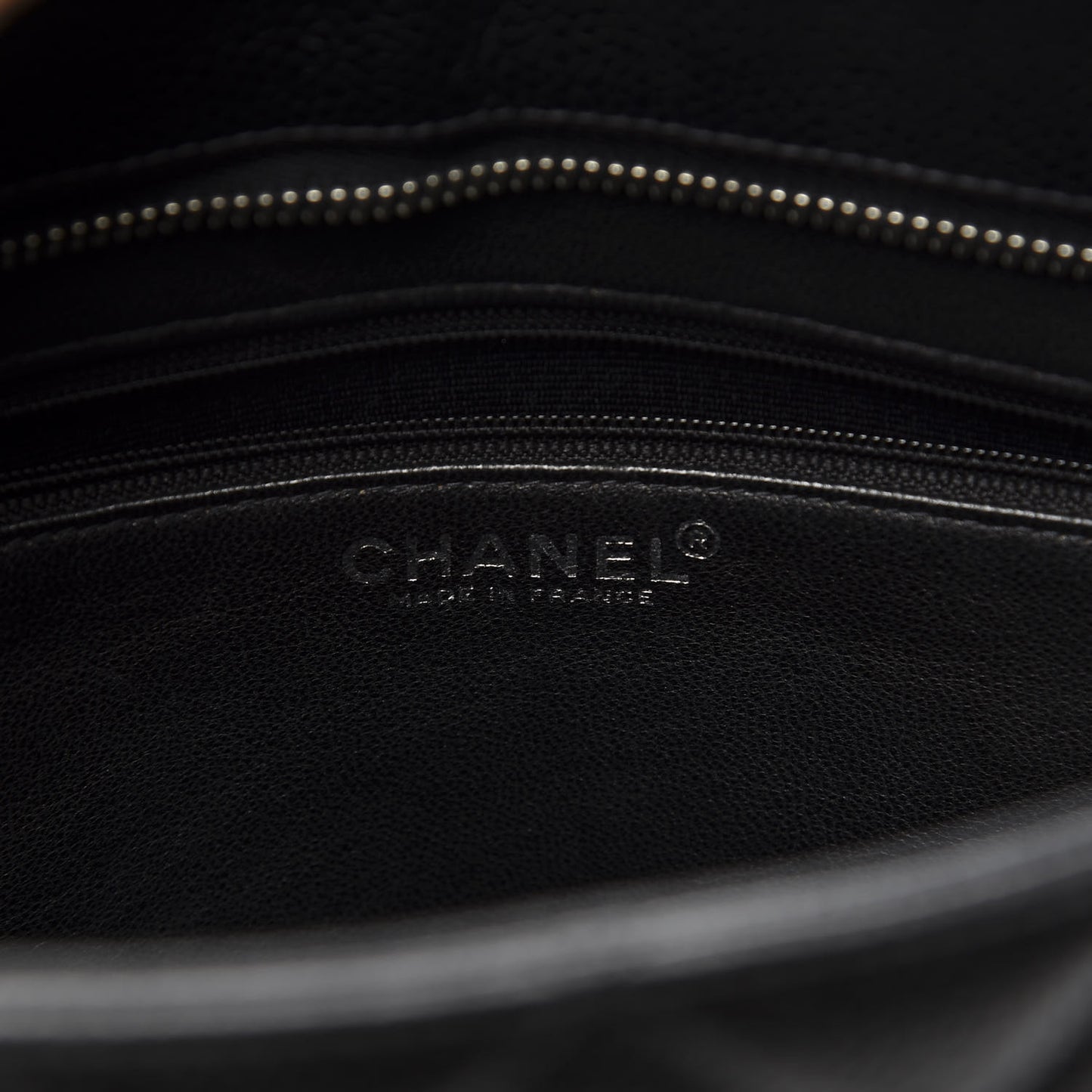 Caviar Quilted Medallion Tote Black