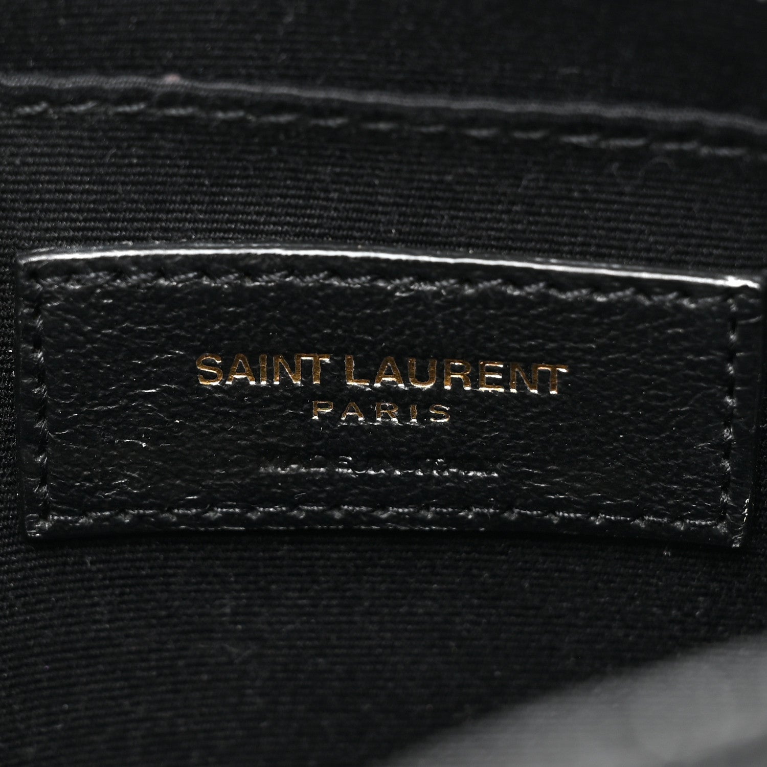 Saint Laurent Grain De Poudre Matelasse Chevron Quilted Round Vinyle Camera Bag Black 6 of 11