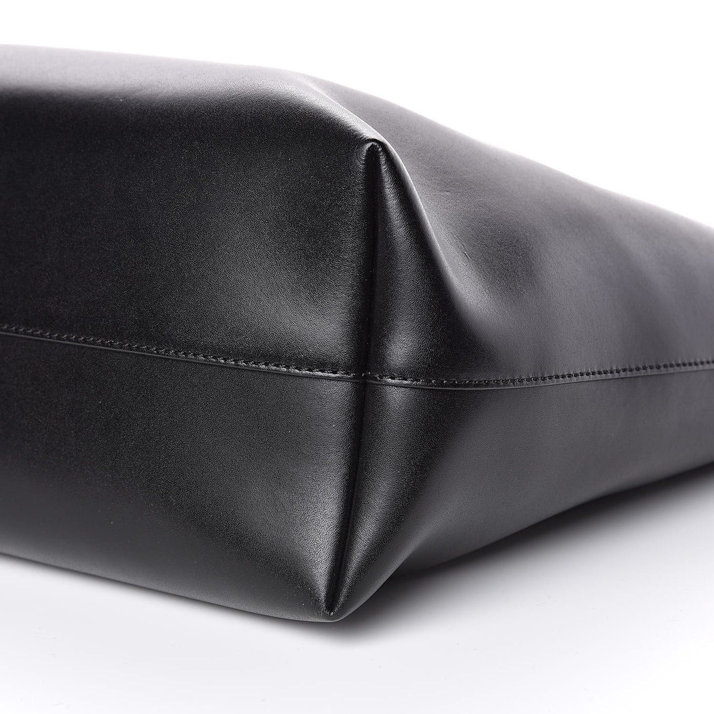 Vitello Liberty Lucido Metal Monster Eyes Medium Roll Tote Black