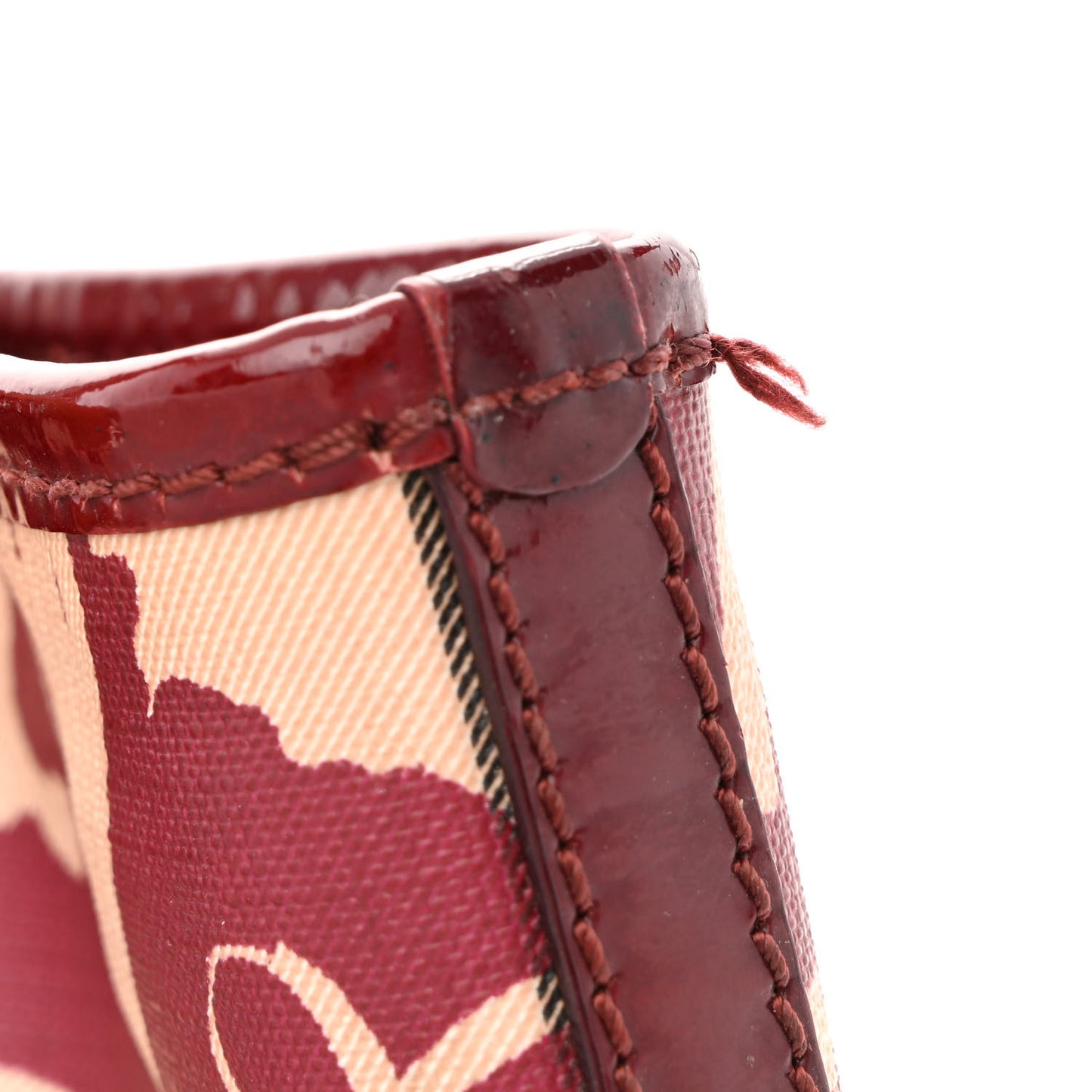Nova Check Heart Tote Red