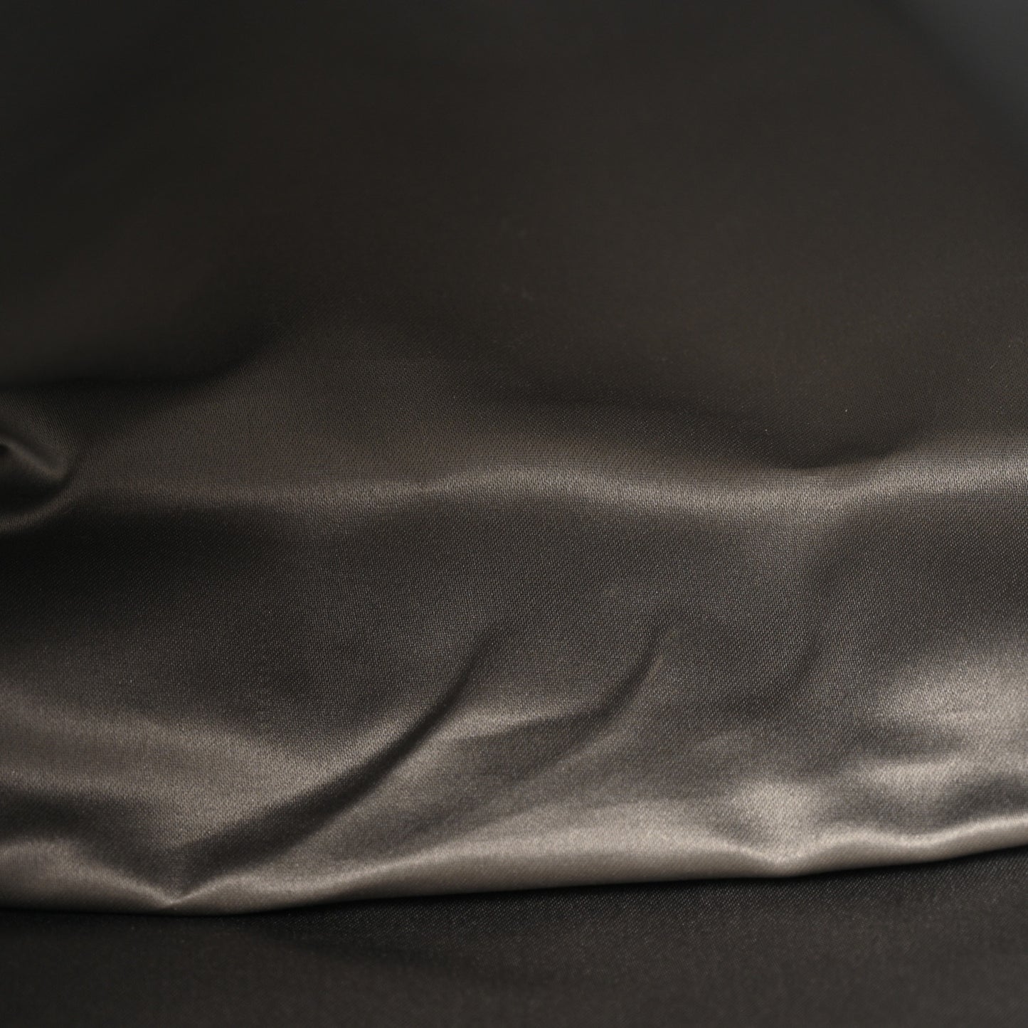Glazed Caviar Pocket In The City Tote Black