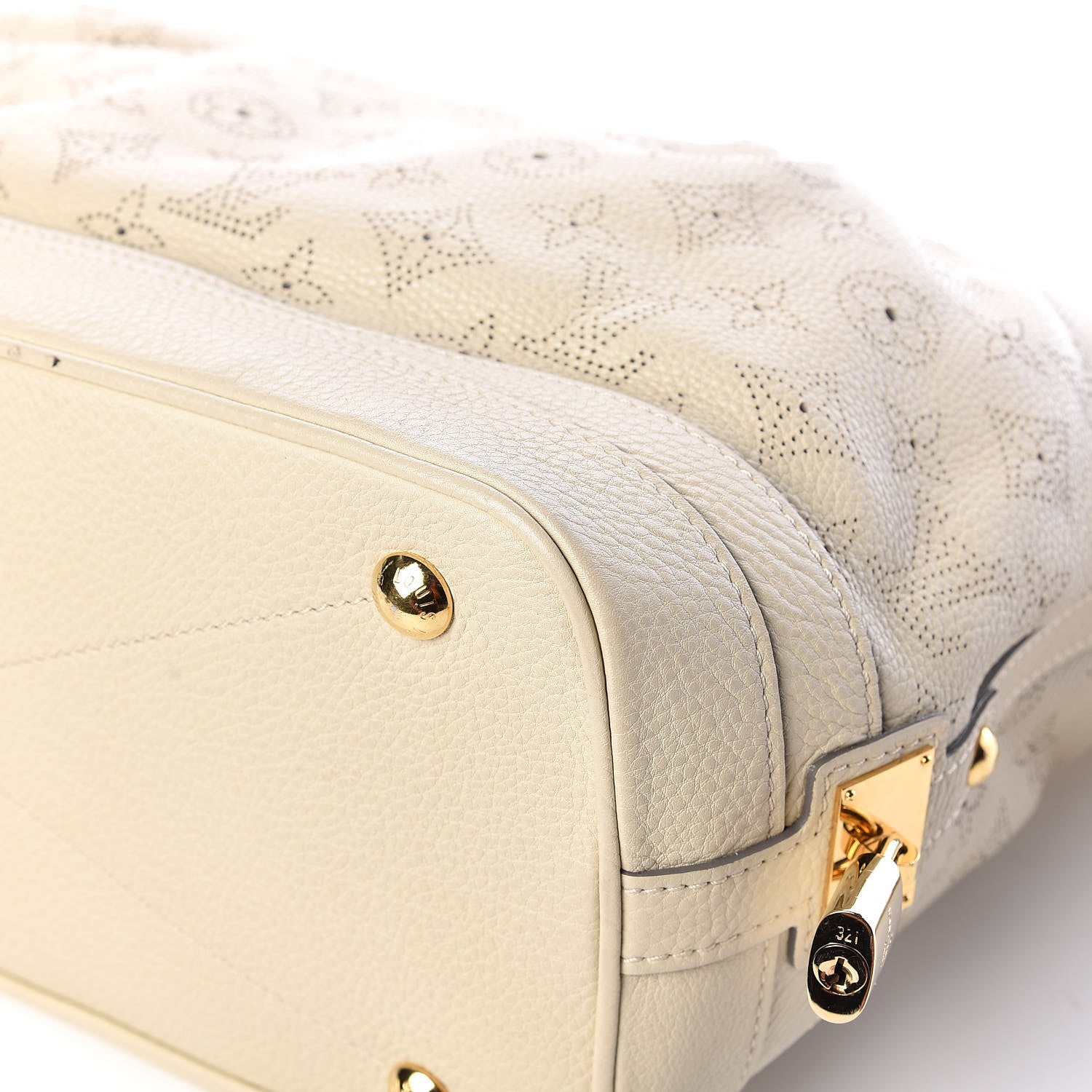 Louis Vuitton Mahina Stellar PM Ivory 14 of 18