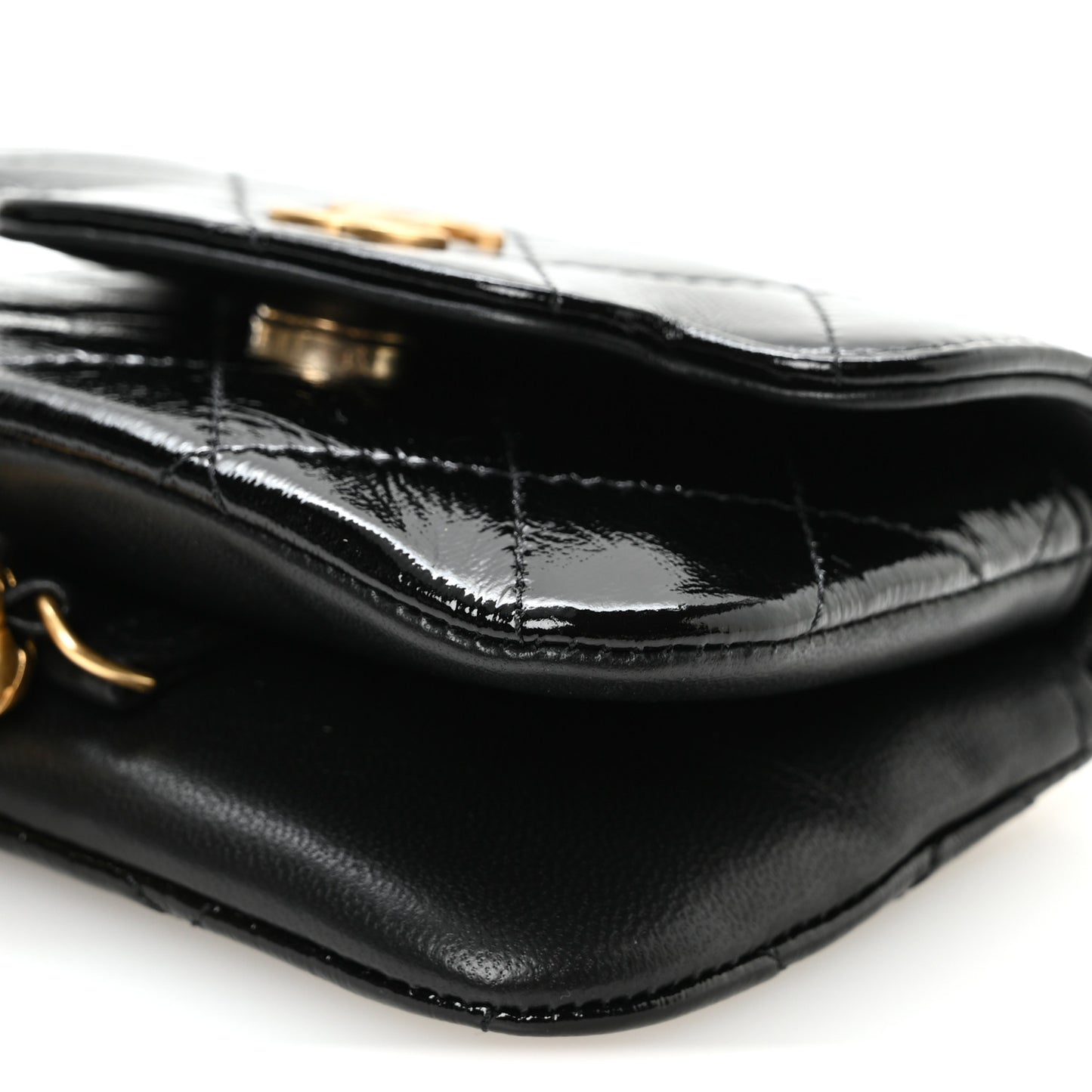 Crumpled Patent Lambskin Quilted Tassel Clutch With Chain Black