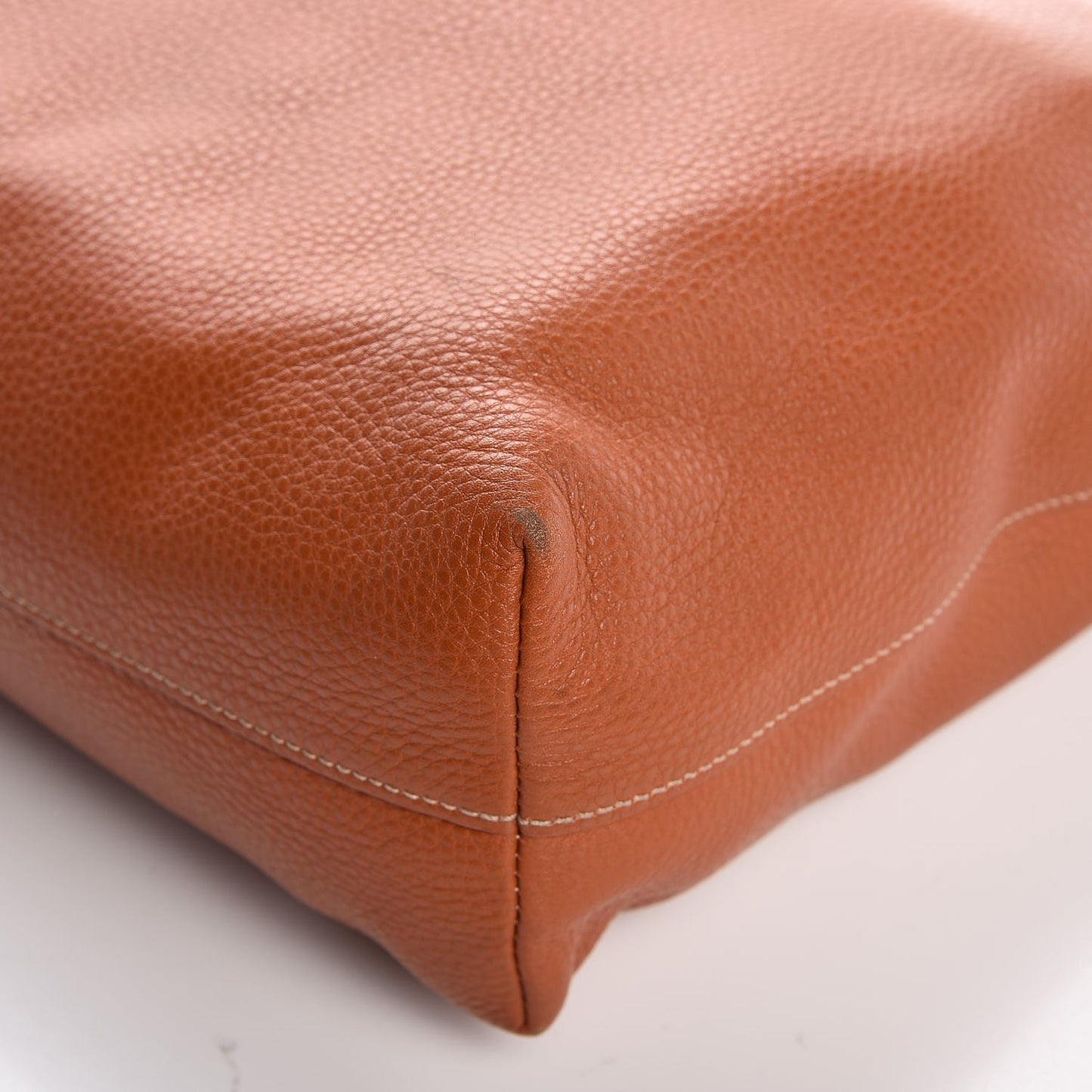 Vitello Daino Tote Caramel