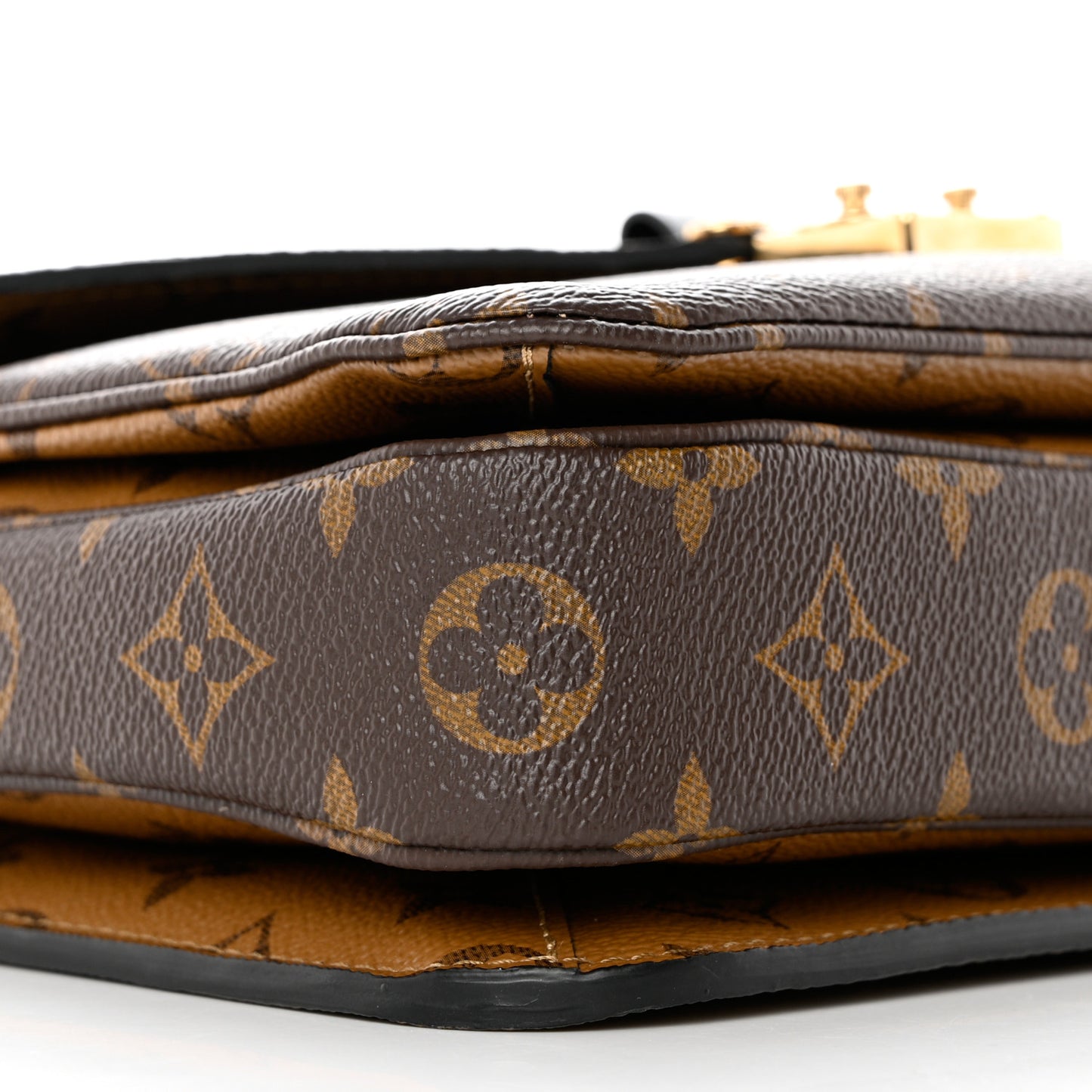 Reverse Monogram Pochette Metis