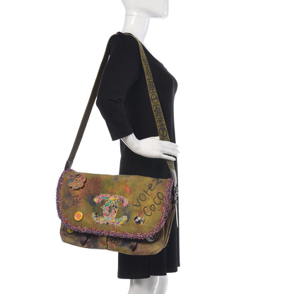 Chanel Washed Toile Graffiti On The Pavements Messenger Khaki Multicolor 2 of 13
