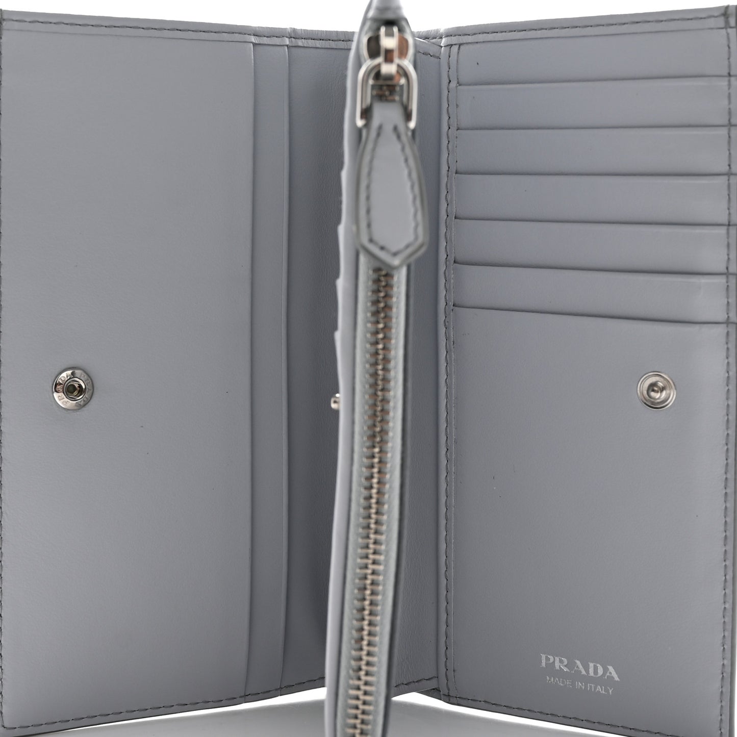 Vitello Daino Triangle Continental Zip Wallet Fiordaliso