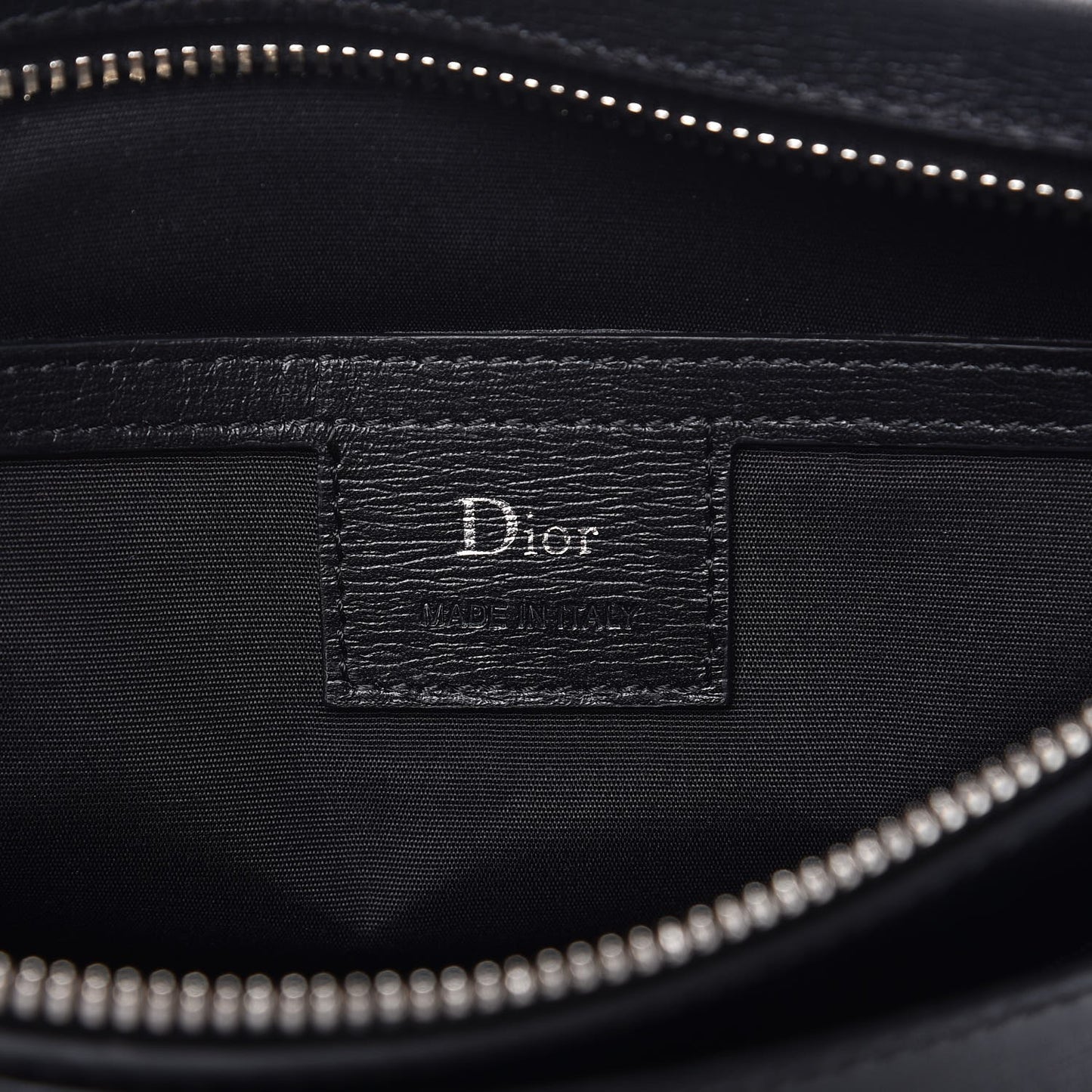 Calfskin Cork Signature Bee Homme Pochette Black