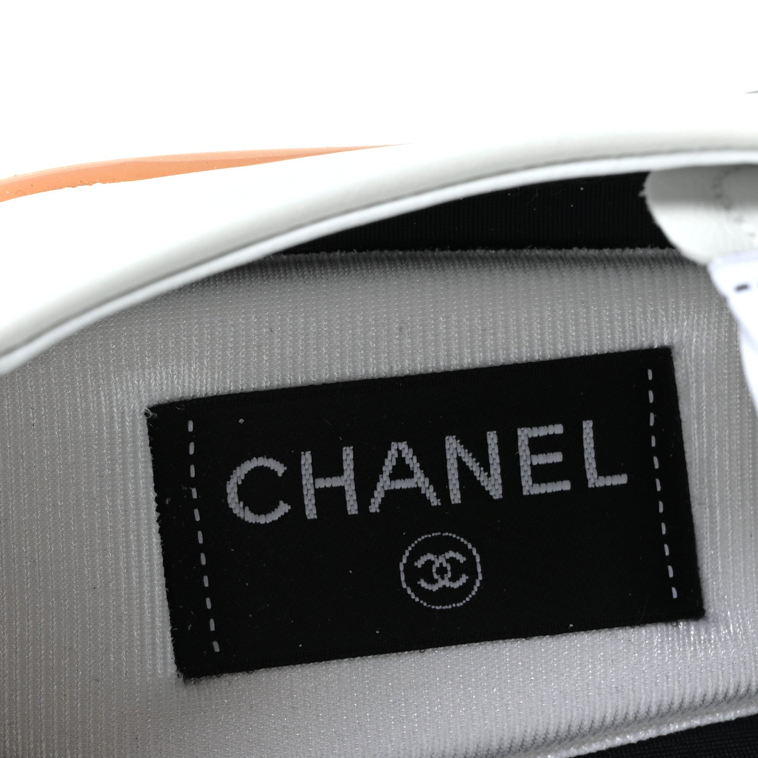 Chanel Calfskin Embossed Suede Womens CC Sneakers 40 White Black 8 of 10