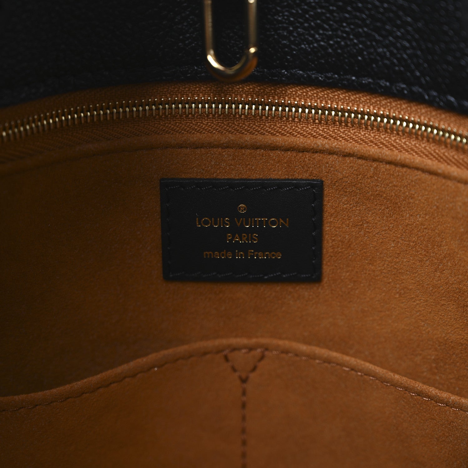 Louis Vuitton Empreinte Monogram Giant Onthego MM Black 6 of 9
