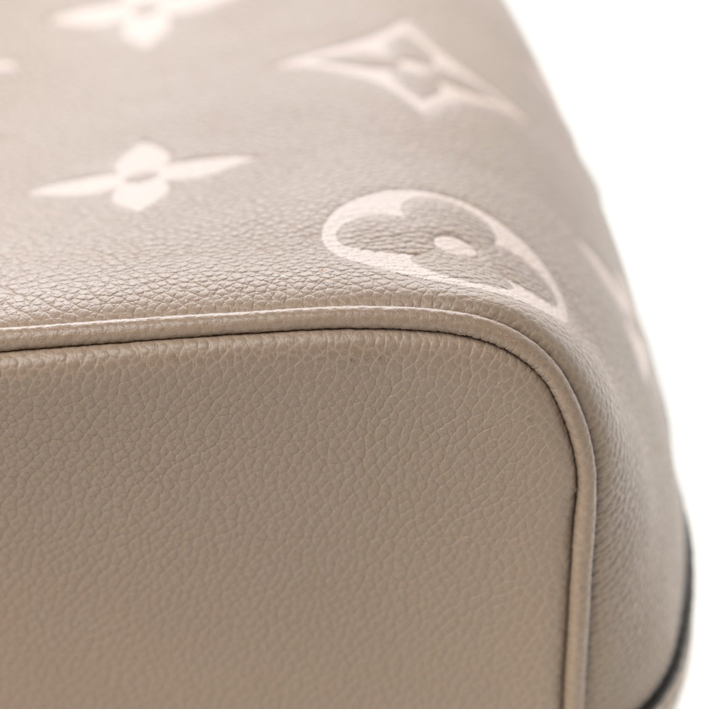Empreinte Monogram Giant Neonoe MM Tourterelle Creme