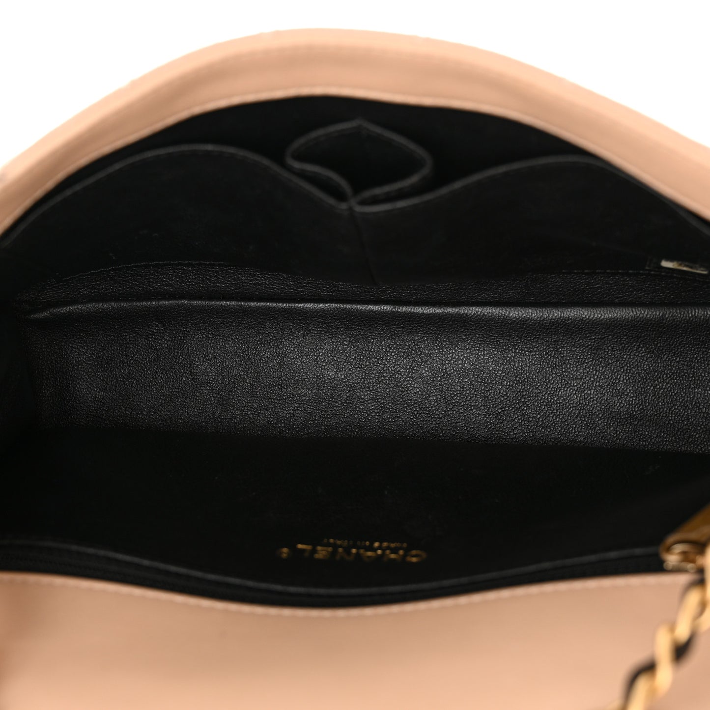 Caviar Quilted Medium CC Filigree Flap Beige Black