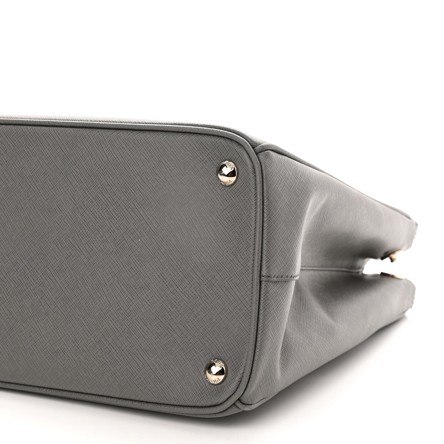 Saffiano Medium Galleria Double Zip Tote Argilla
