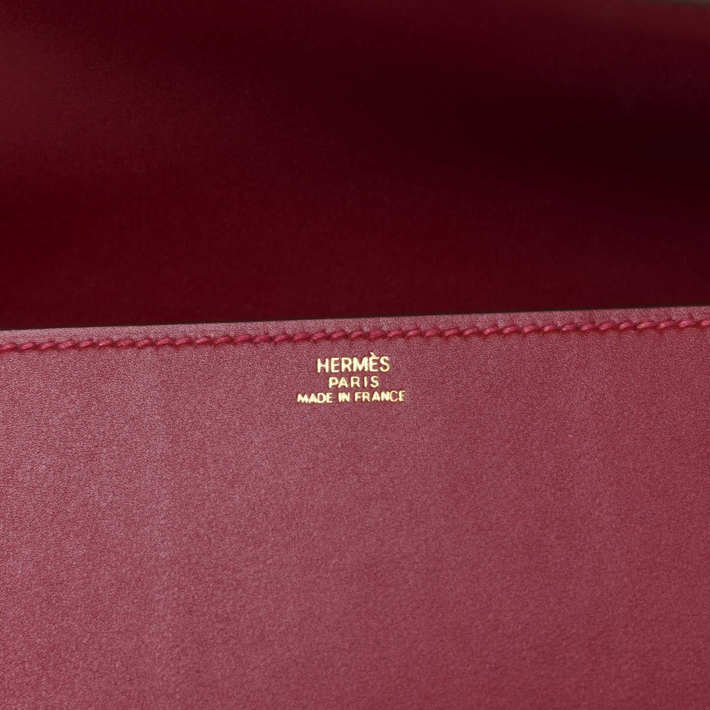 Tadelakt Medor 23 Clutch Rouge Vif