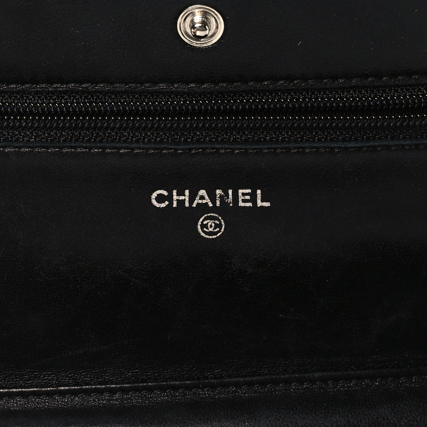 Lambskin Quilted Wallet On Chain WOC Black