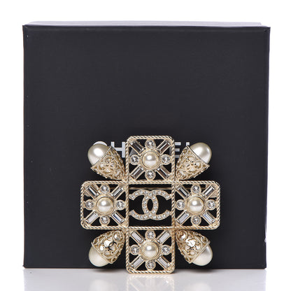Chanel Pearl Baguette Crystal Sparkling Pearls CC Brooch White Light Gold 5 of 5