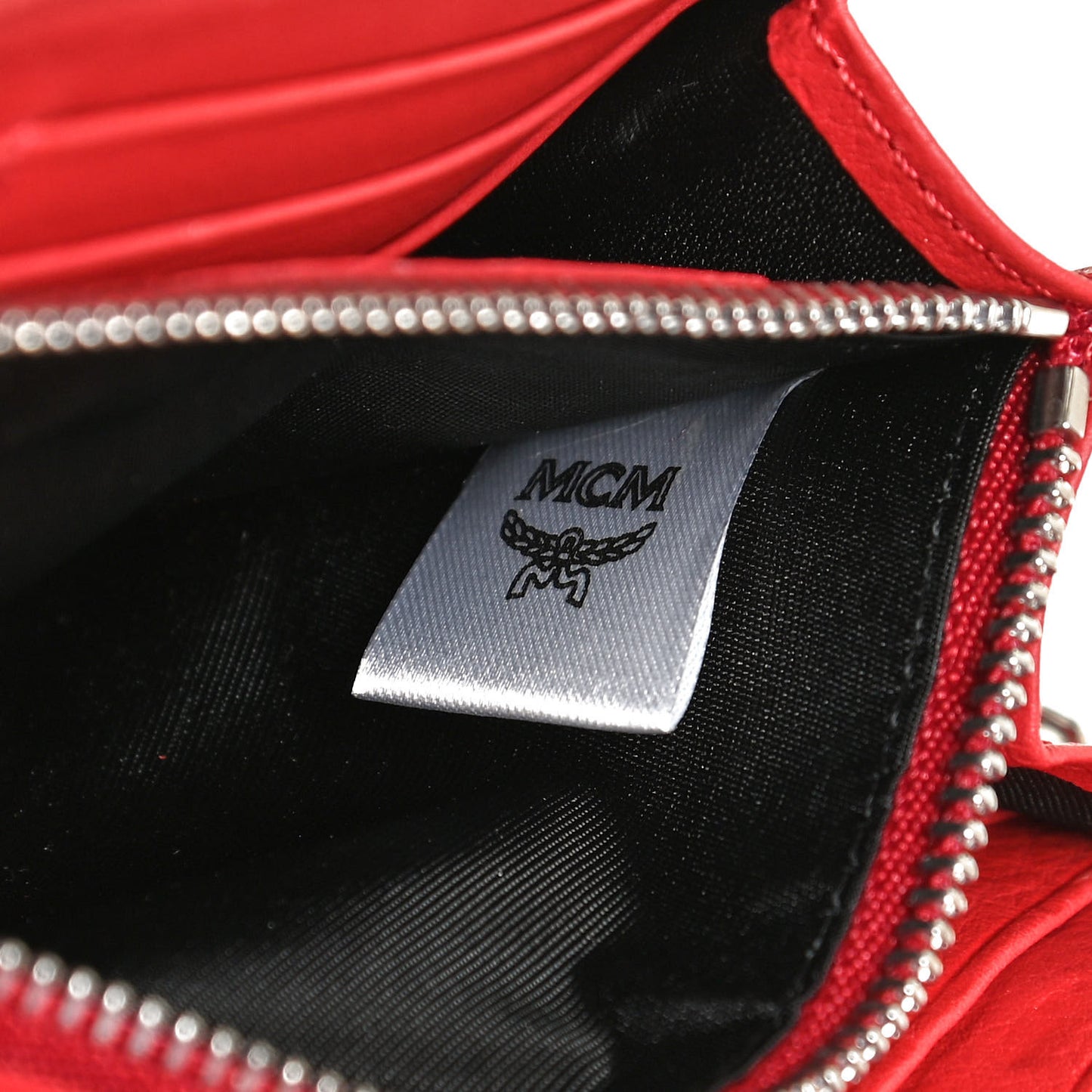 Visetos Large Patricia Wallet On Chain Black Red