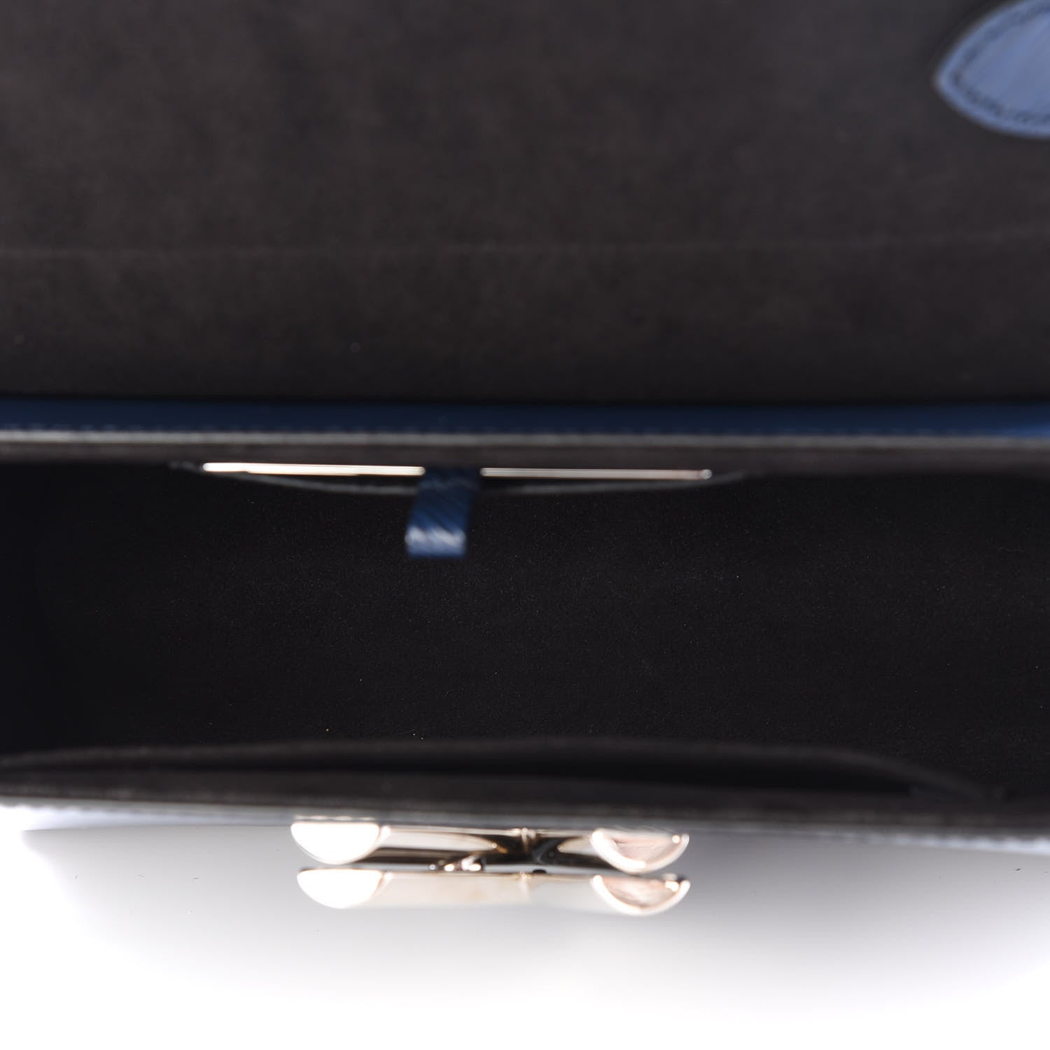 Louis Vuitton Epi Twist Shoulder Bag MM Indigo 4 of 10