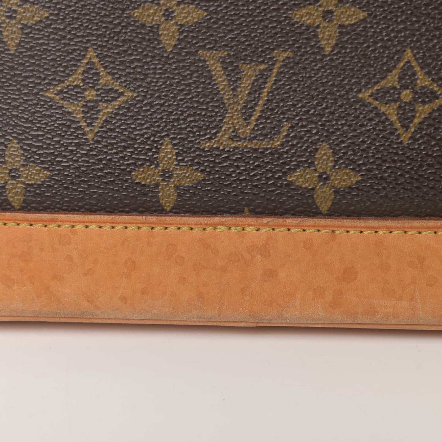 Monogram Alma PM