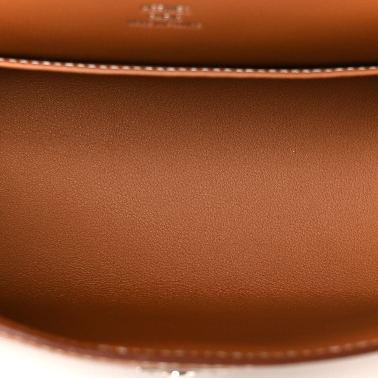 Swift Kelly Pochette Clutch Gold