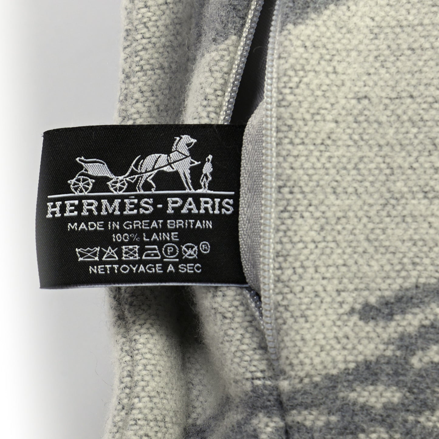Merino Wool Les Sangles Pillow Gris